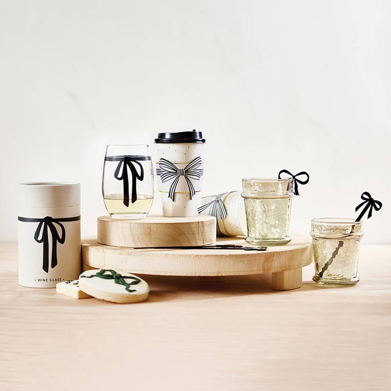 Santa Barbara Design Studio by Creative Brands - Stemless Wine Glass - Black Bow