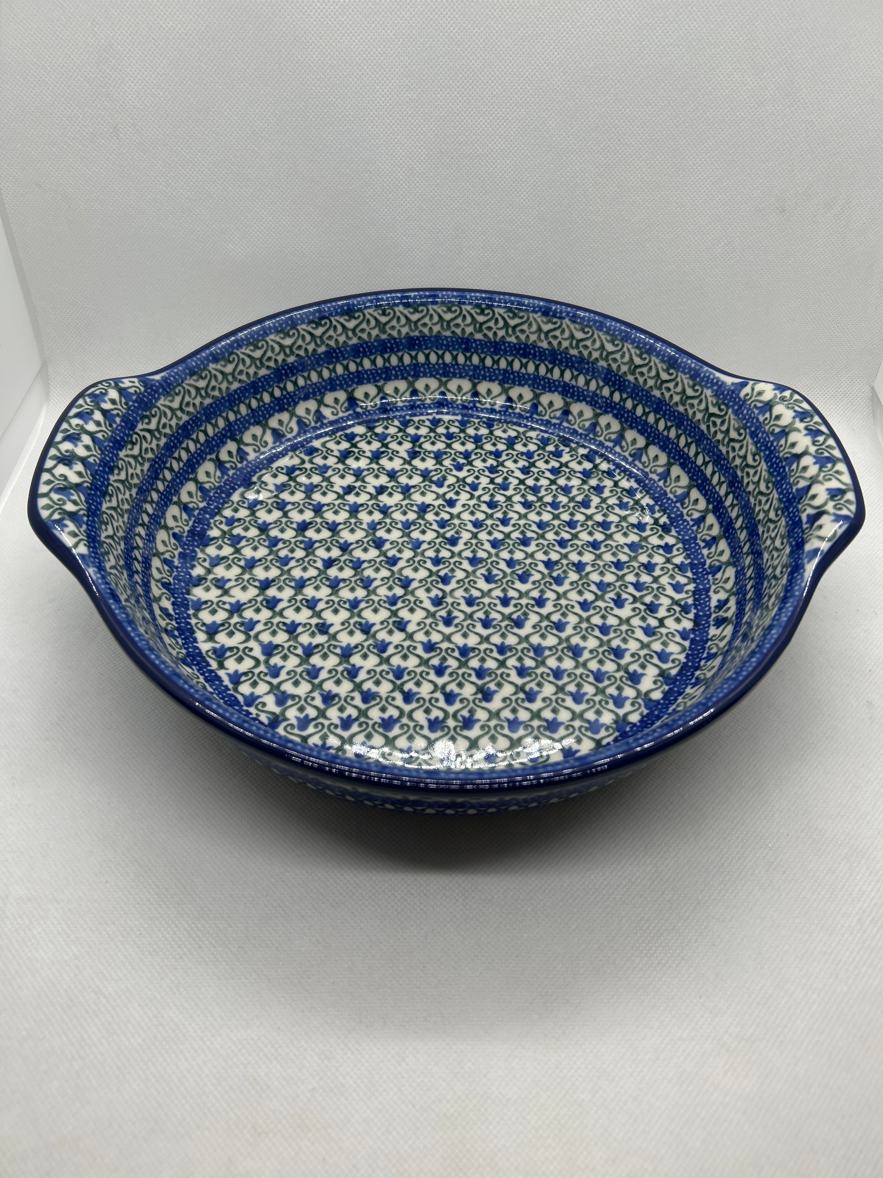 Tulip Trellis Round Baker w/Grips 10"