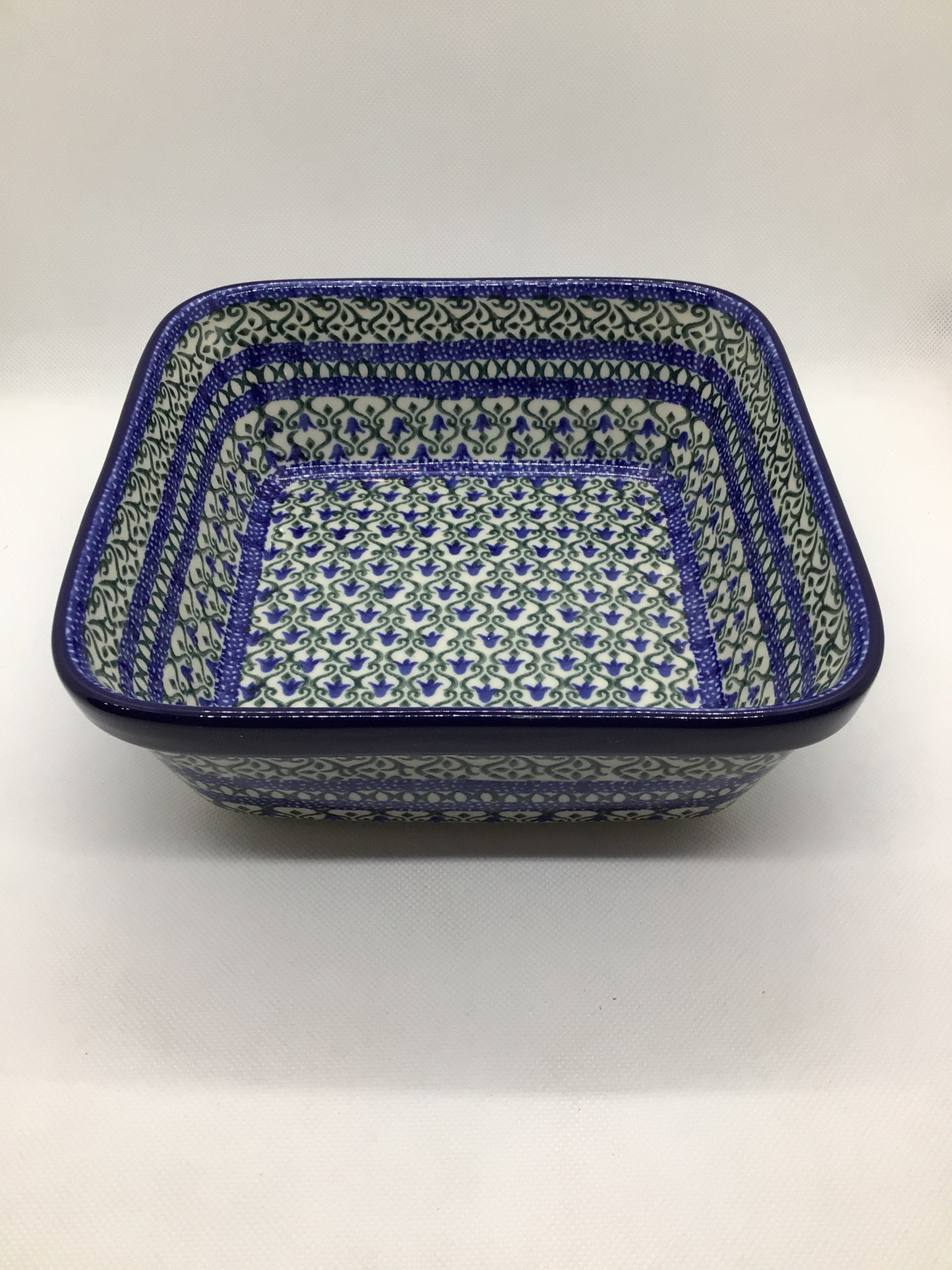 Tulip Trellis Square Baker 8"