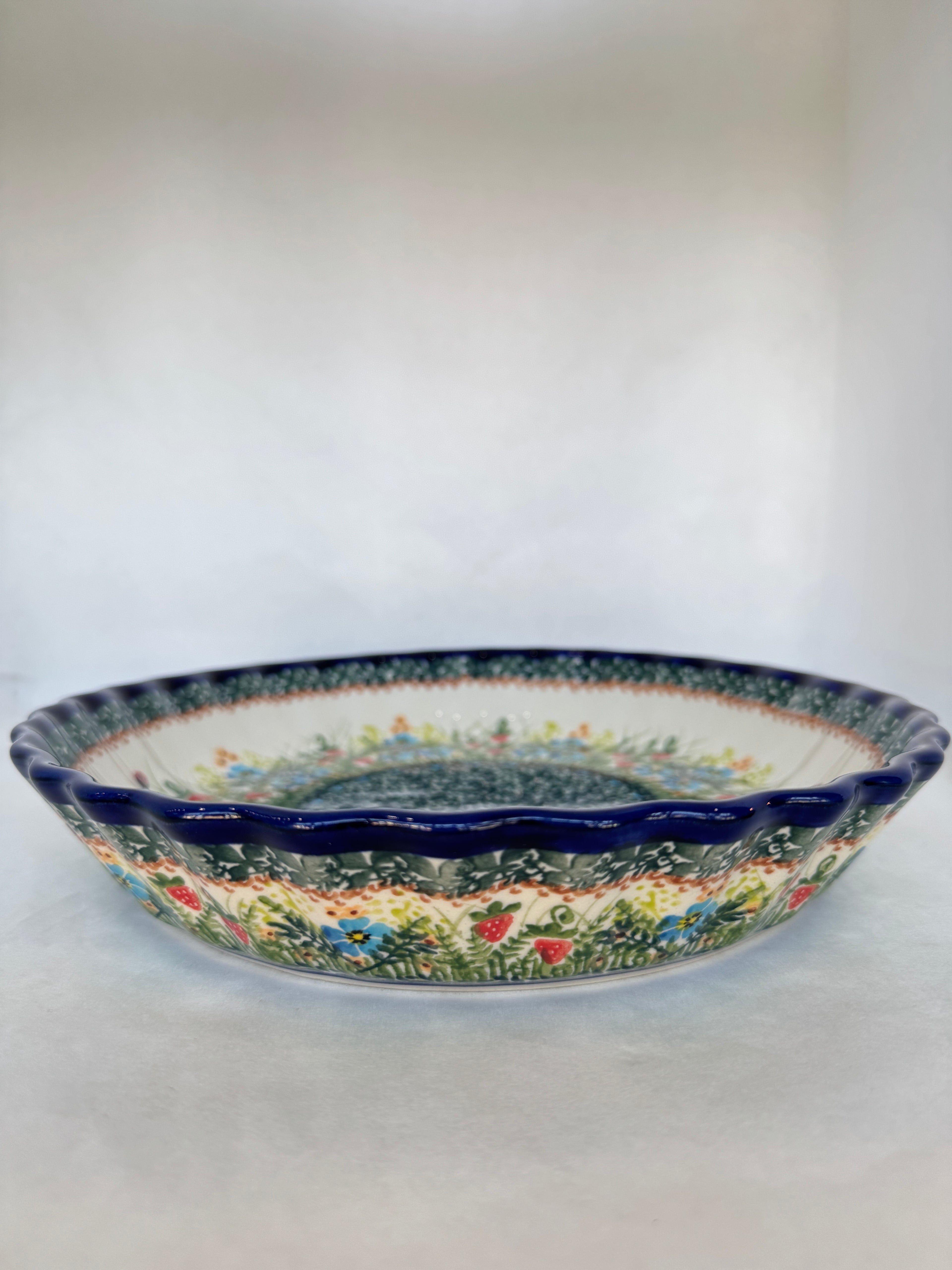 KALICH Strawberry Jam-boree Pie Baker