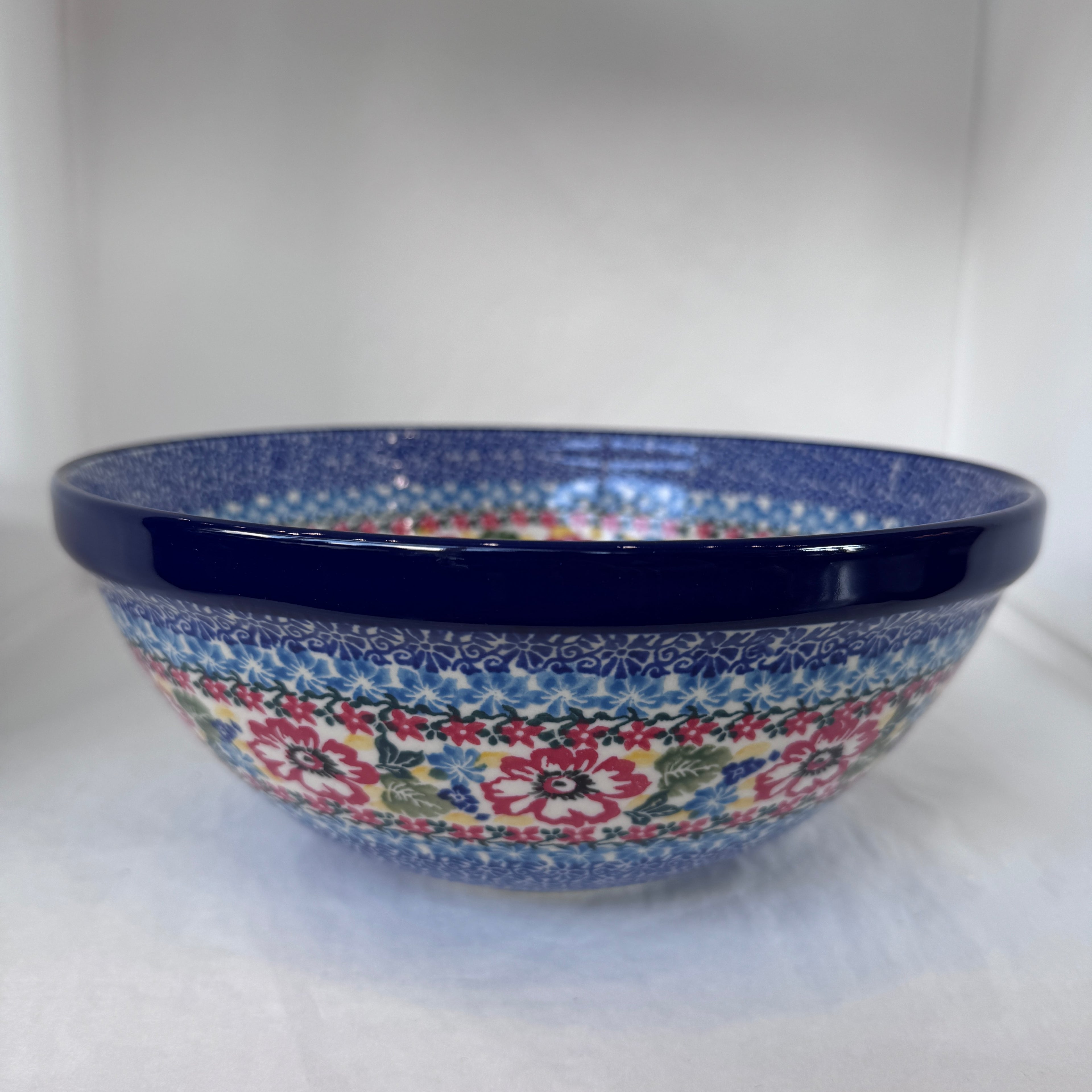 U3356 Nesting Bowl 9"