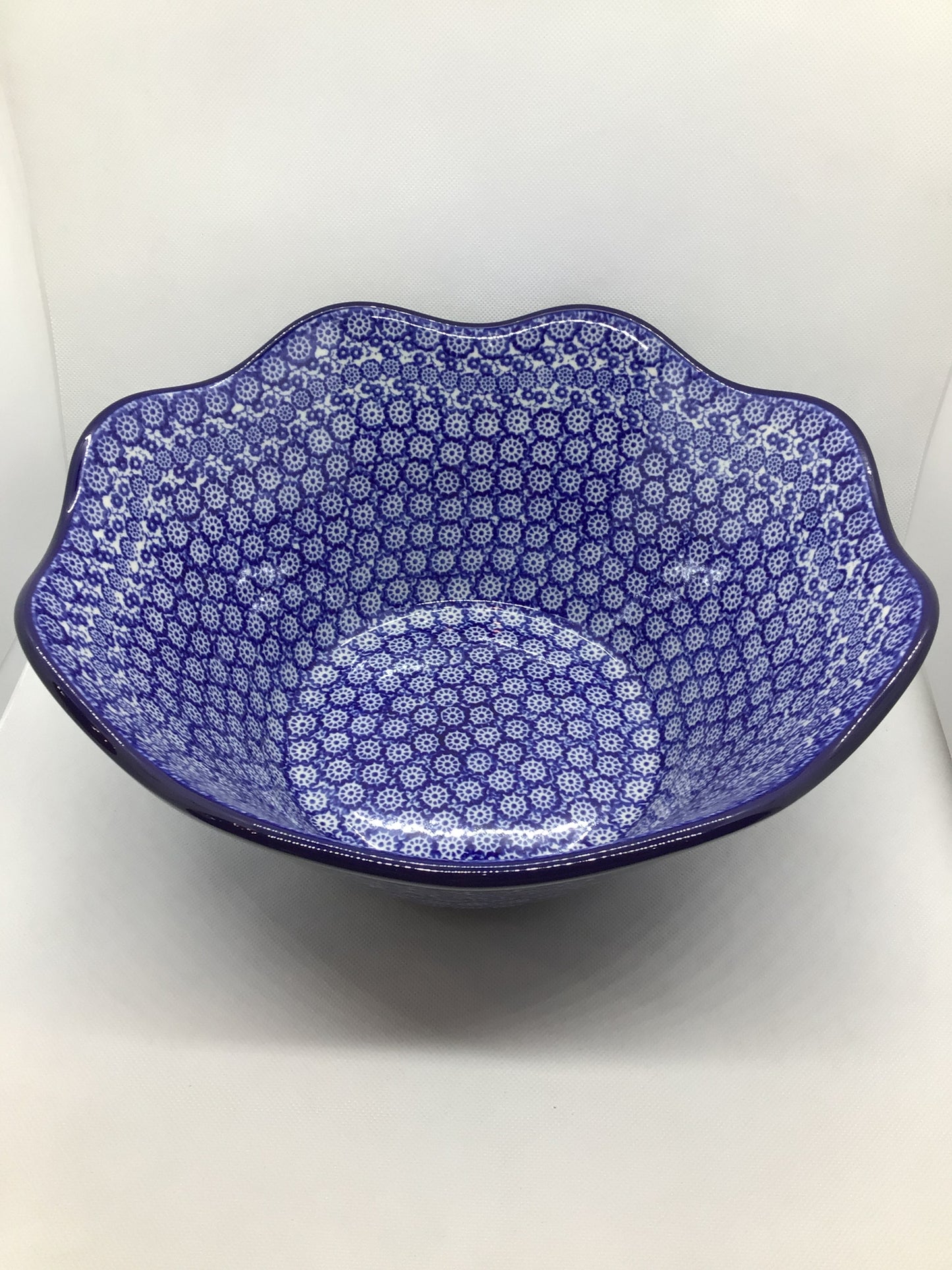 Midnight Wavy Edge Bowl 12"