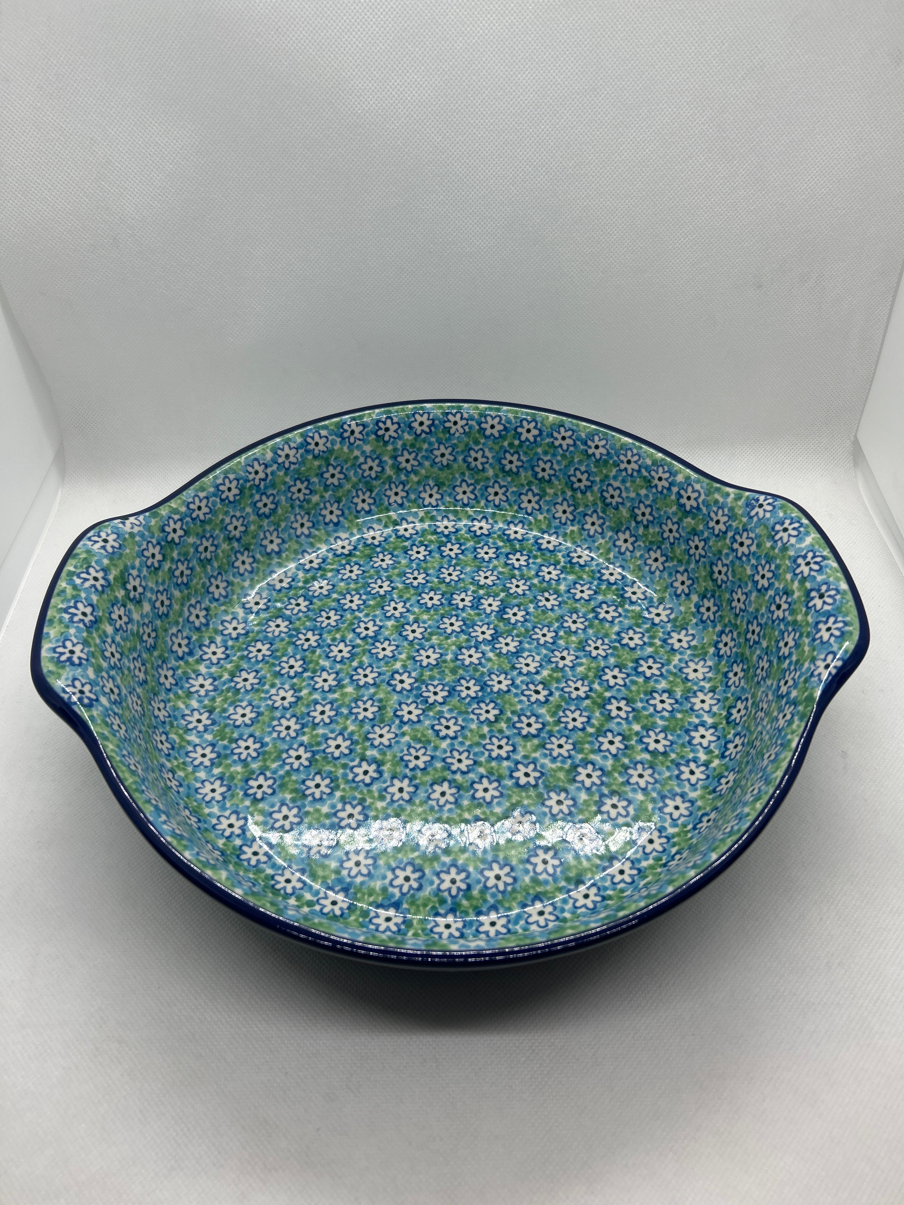 Key Lime Round Baker w/Grips 10"