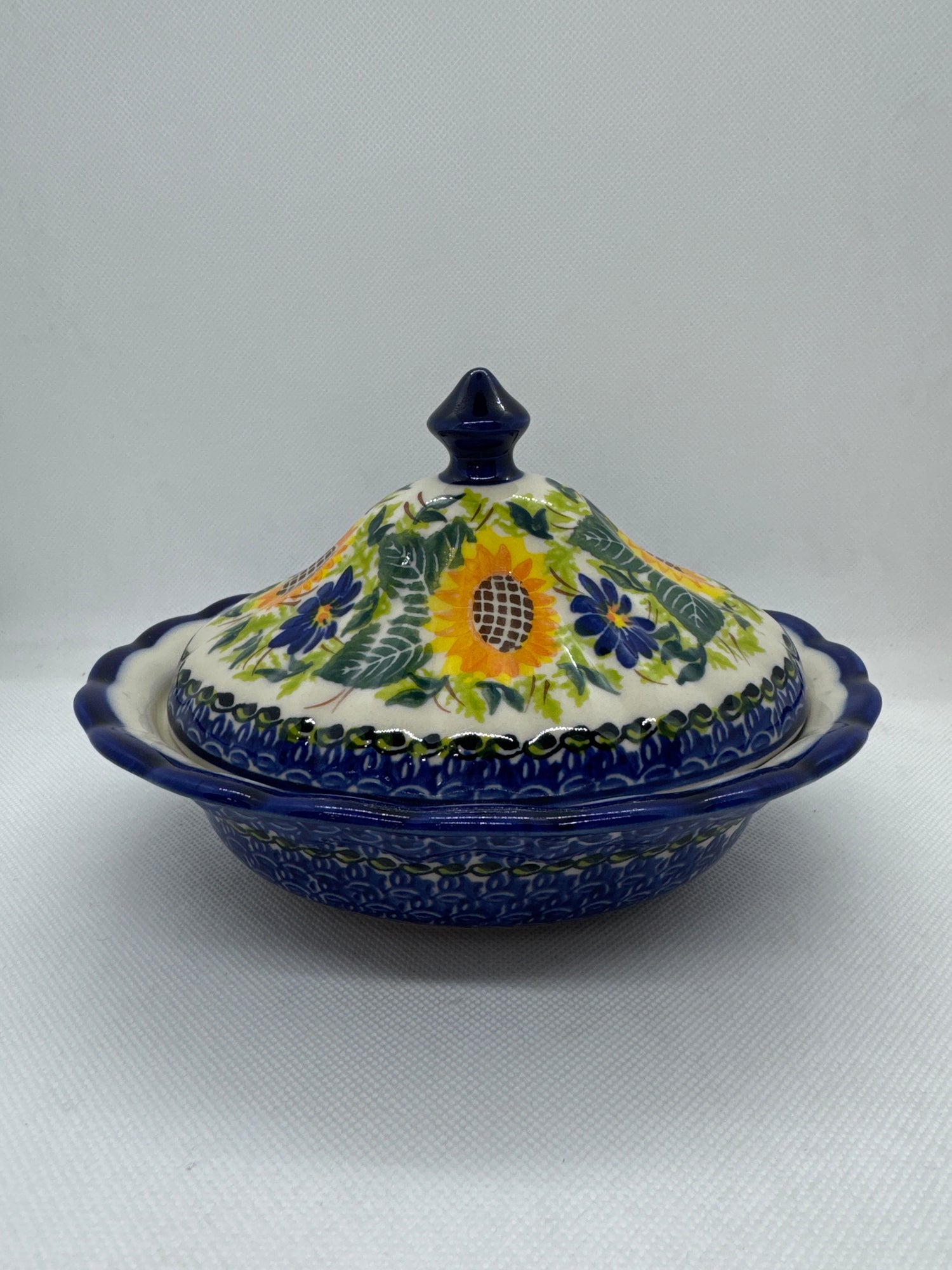 KALICH Sunflower Fields Scalloped Butter Dish