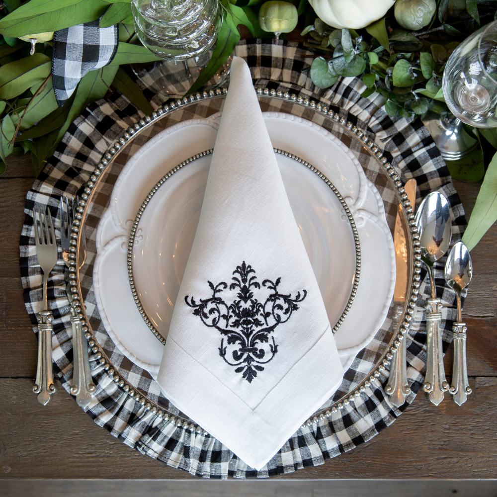 Arte Italica & Crown Linen Designs - Round Ruffle Linen Placemats