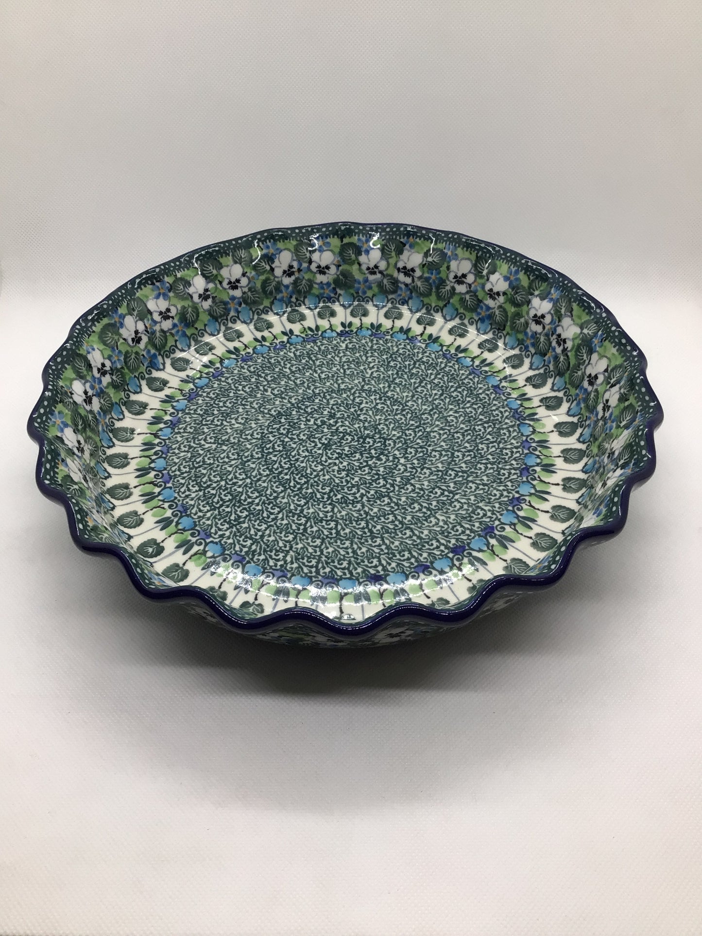 U4795 Fluted Pie Baker