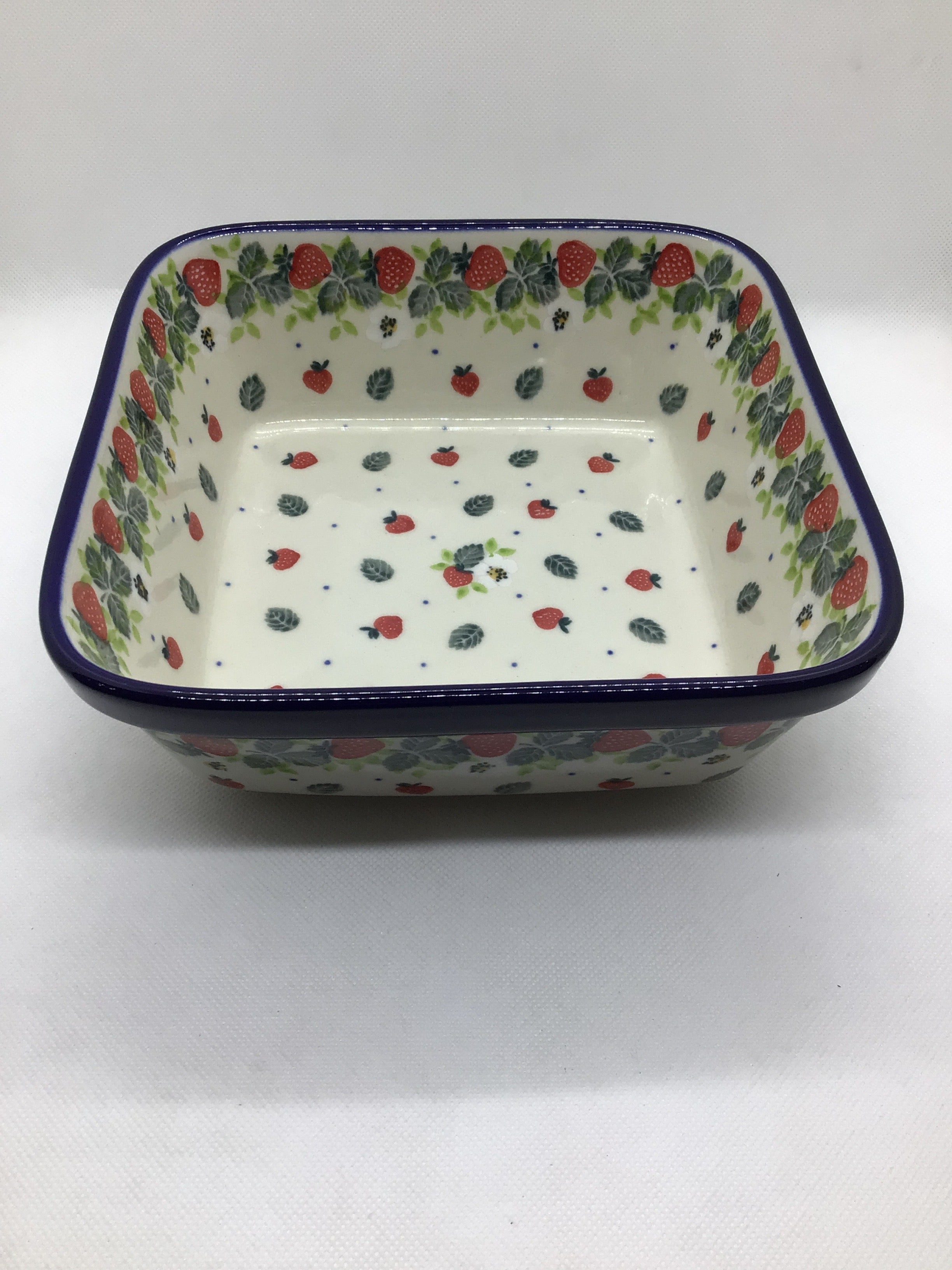 Strawberry Field Square Baker 8"