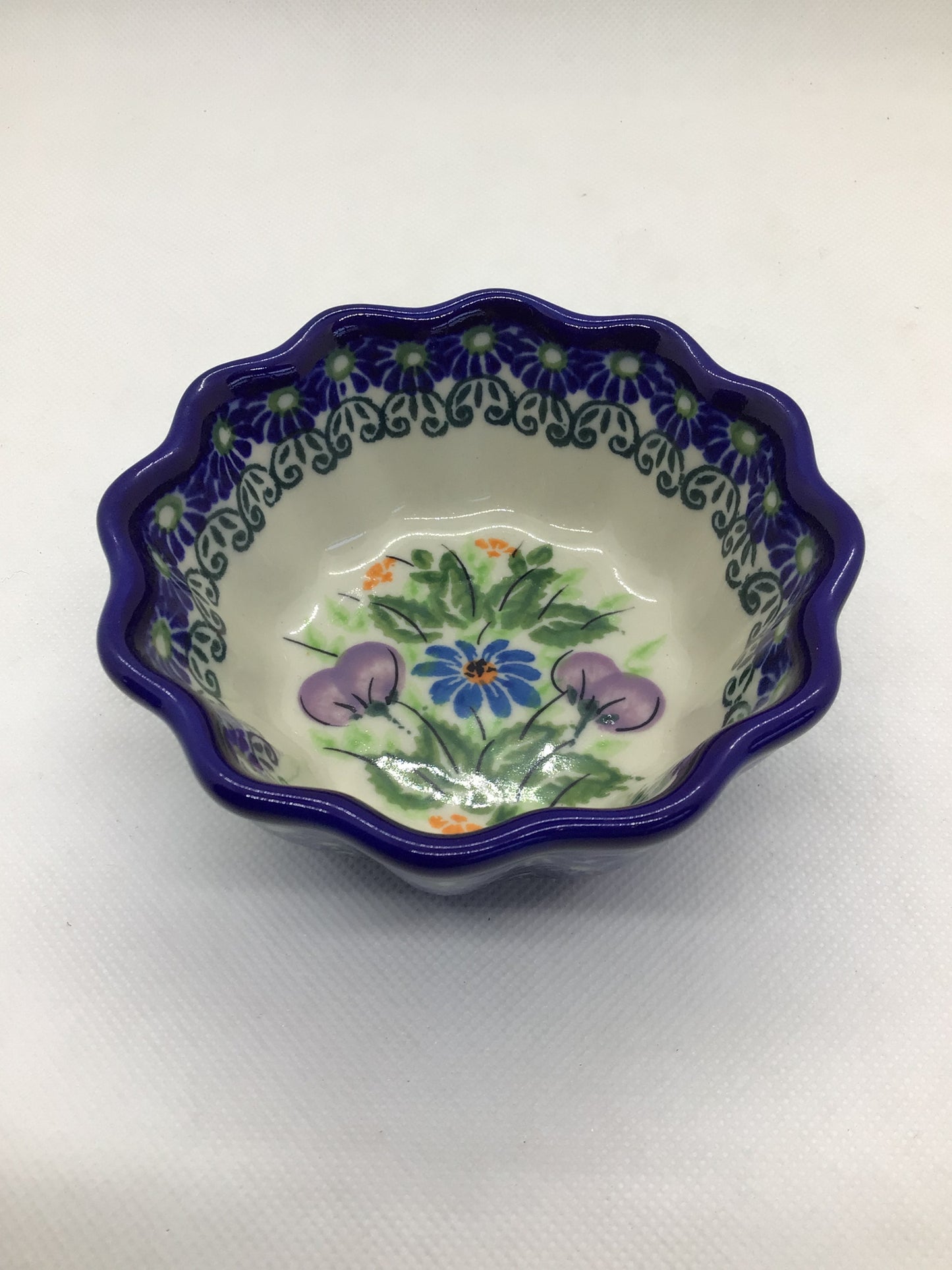 KALICH Annie Small Scalloped Bowl