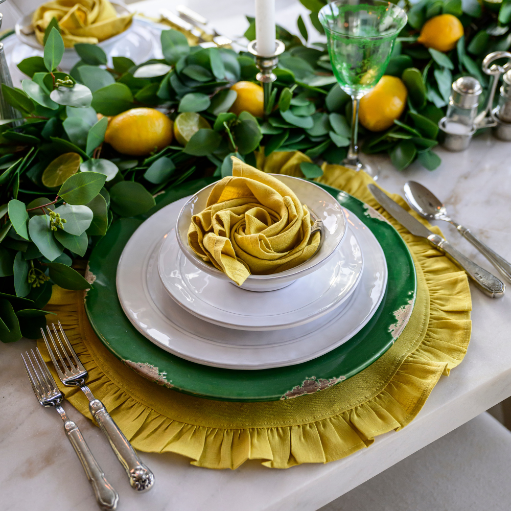 Arte Italica & Crown Linen Designs - Round Ruffle Linen Placemats