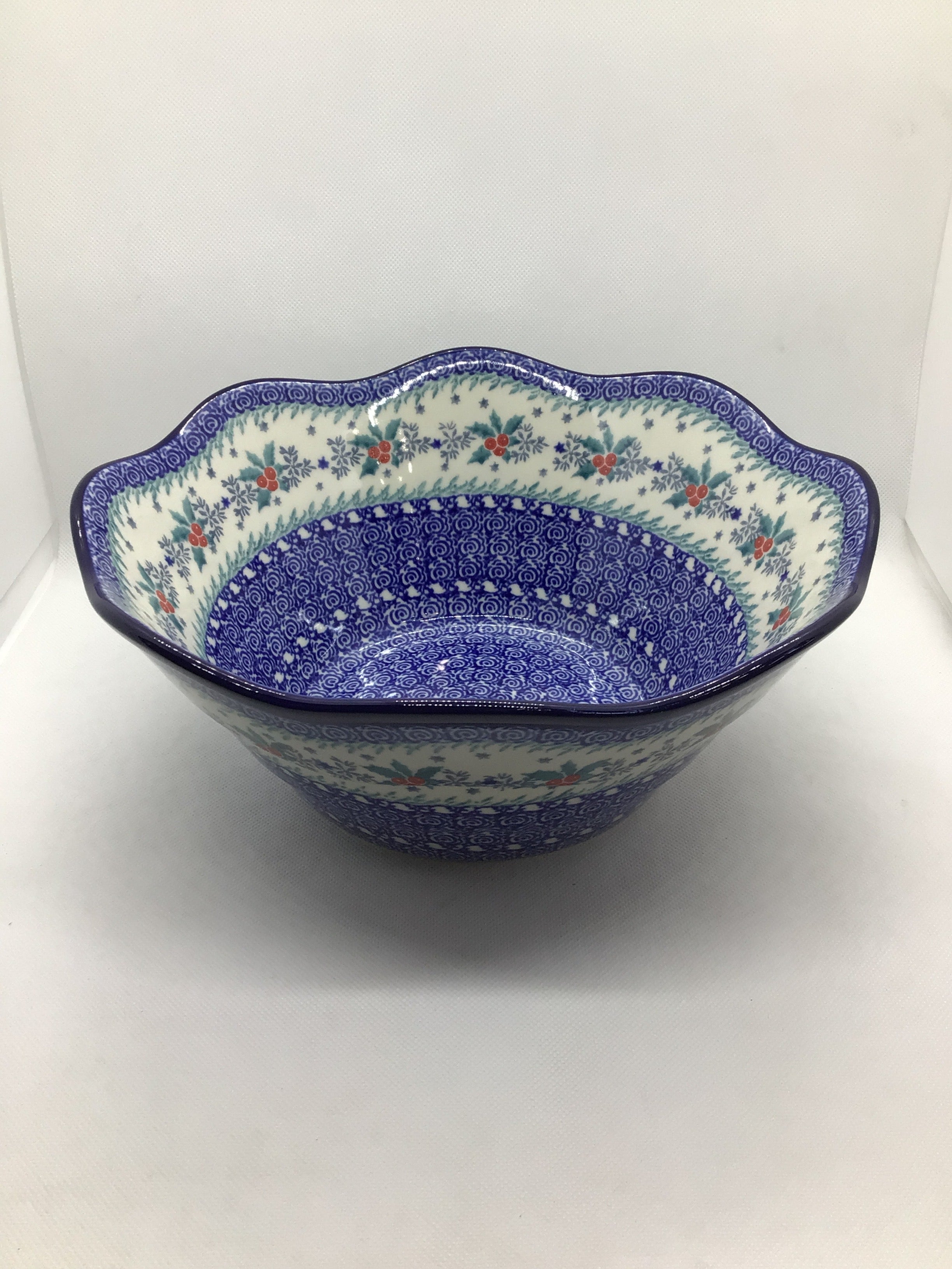 Winter Holly Wavy Edge Bowl 10"