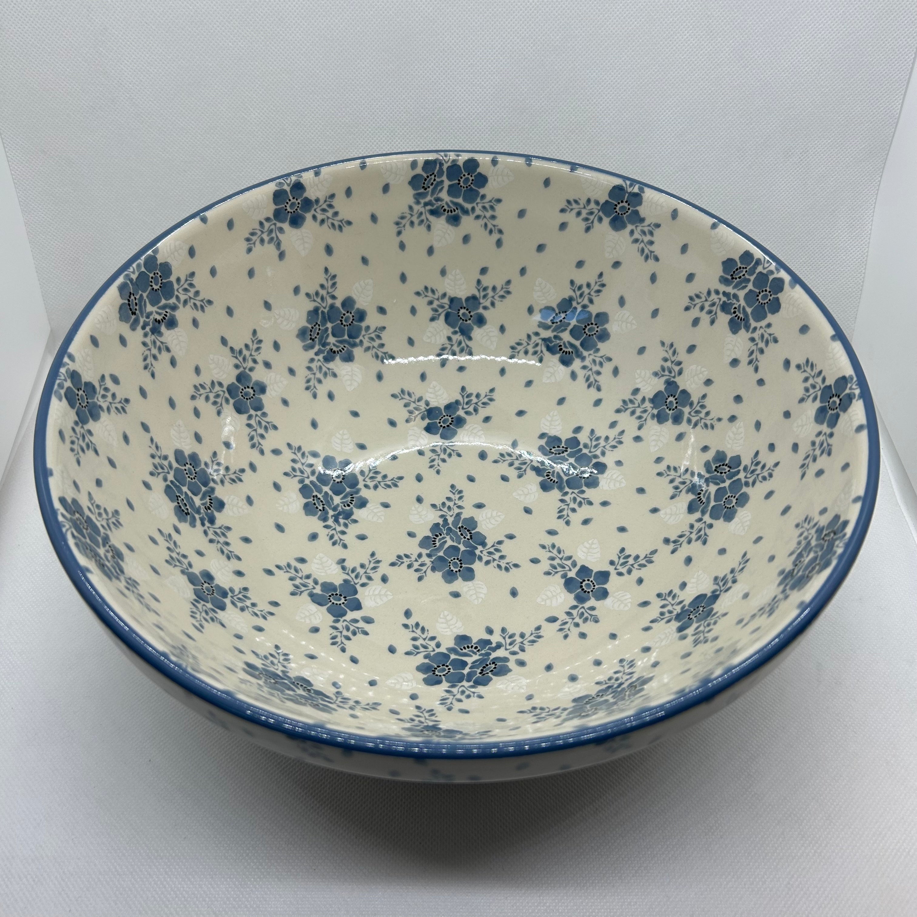 Blue Velvet Nesting Bowl 11"
