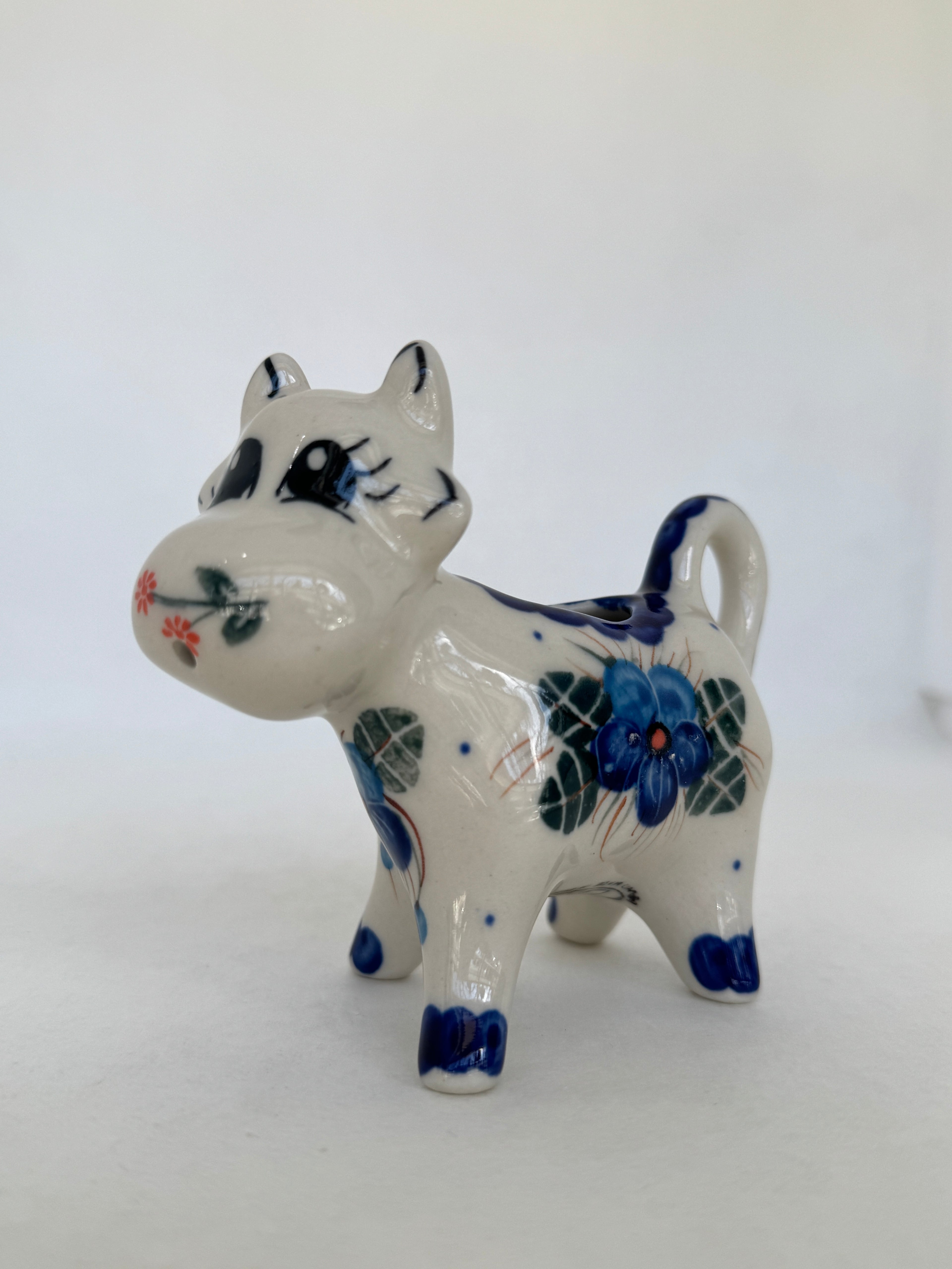 KALICH Pacific Pansy Cow Creamer