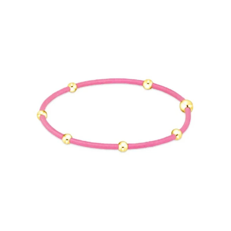 "e"ssentials Bright Pink