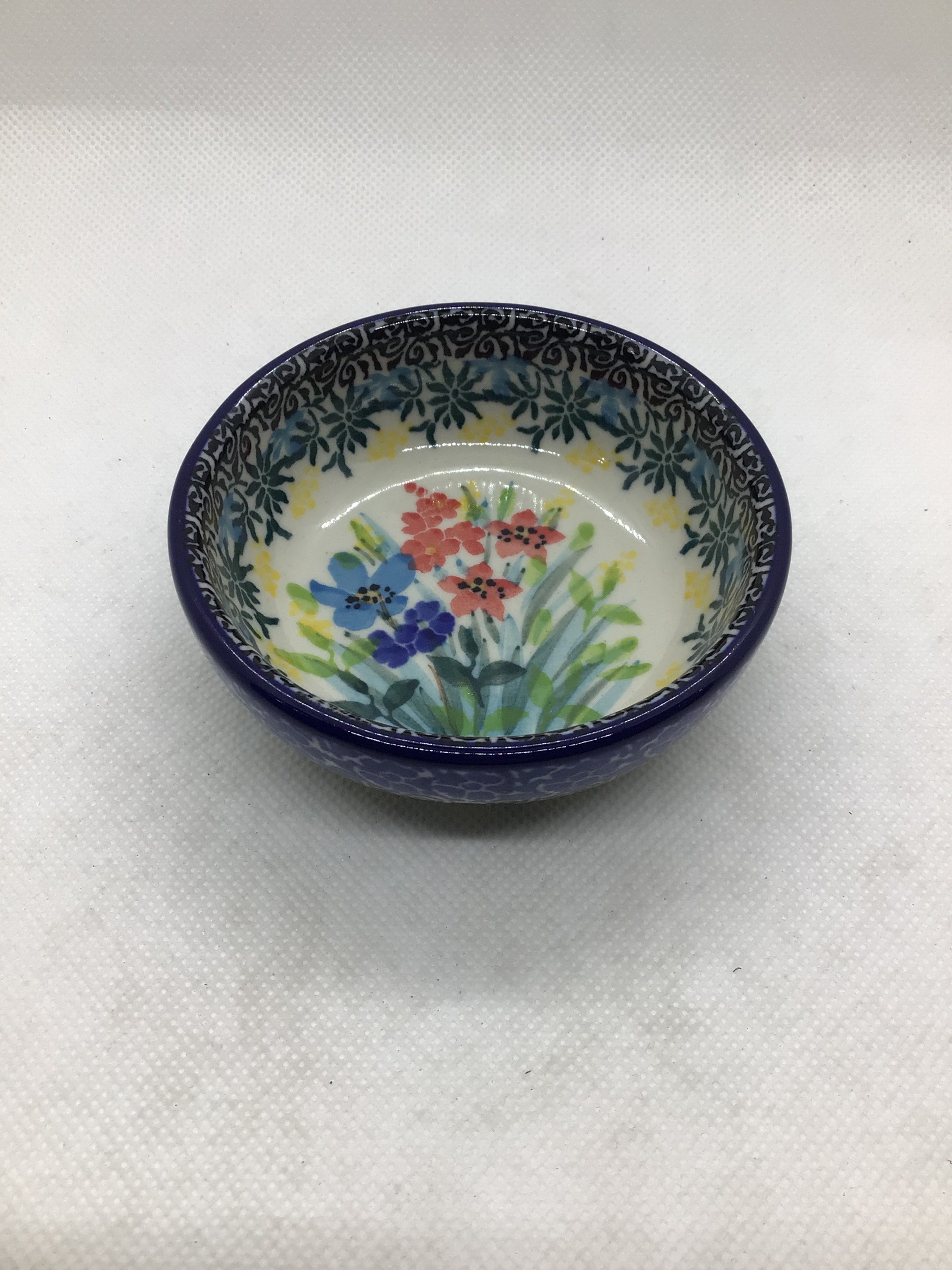 U5187 Tiny Round Bowl 3.5"