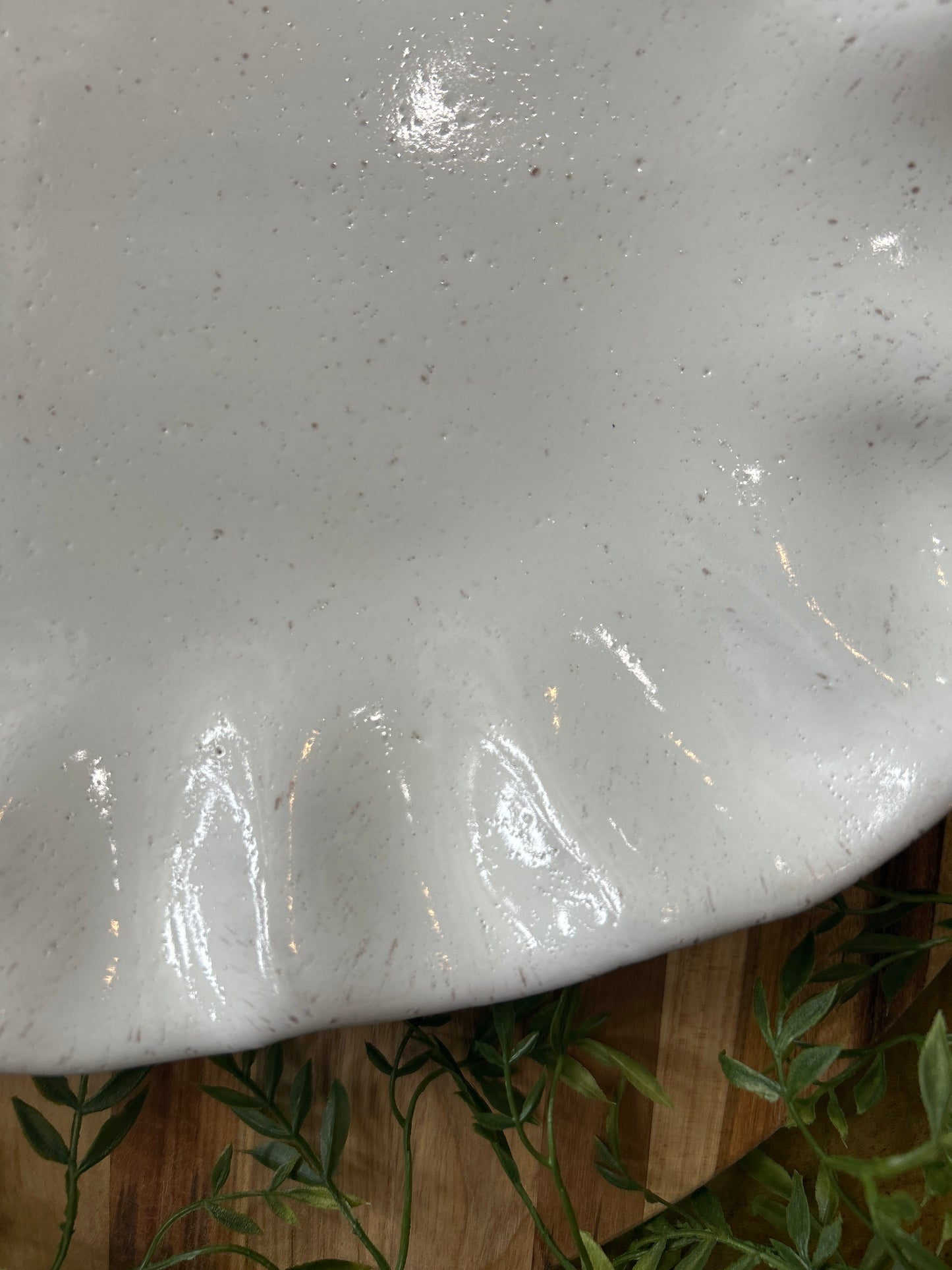 Fluttered Oval Platter-Eyelet White