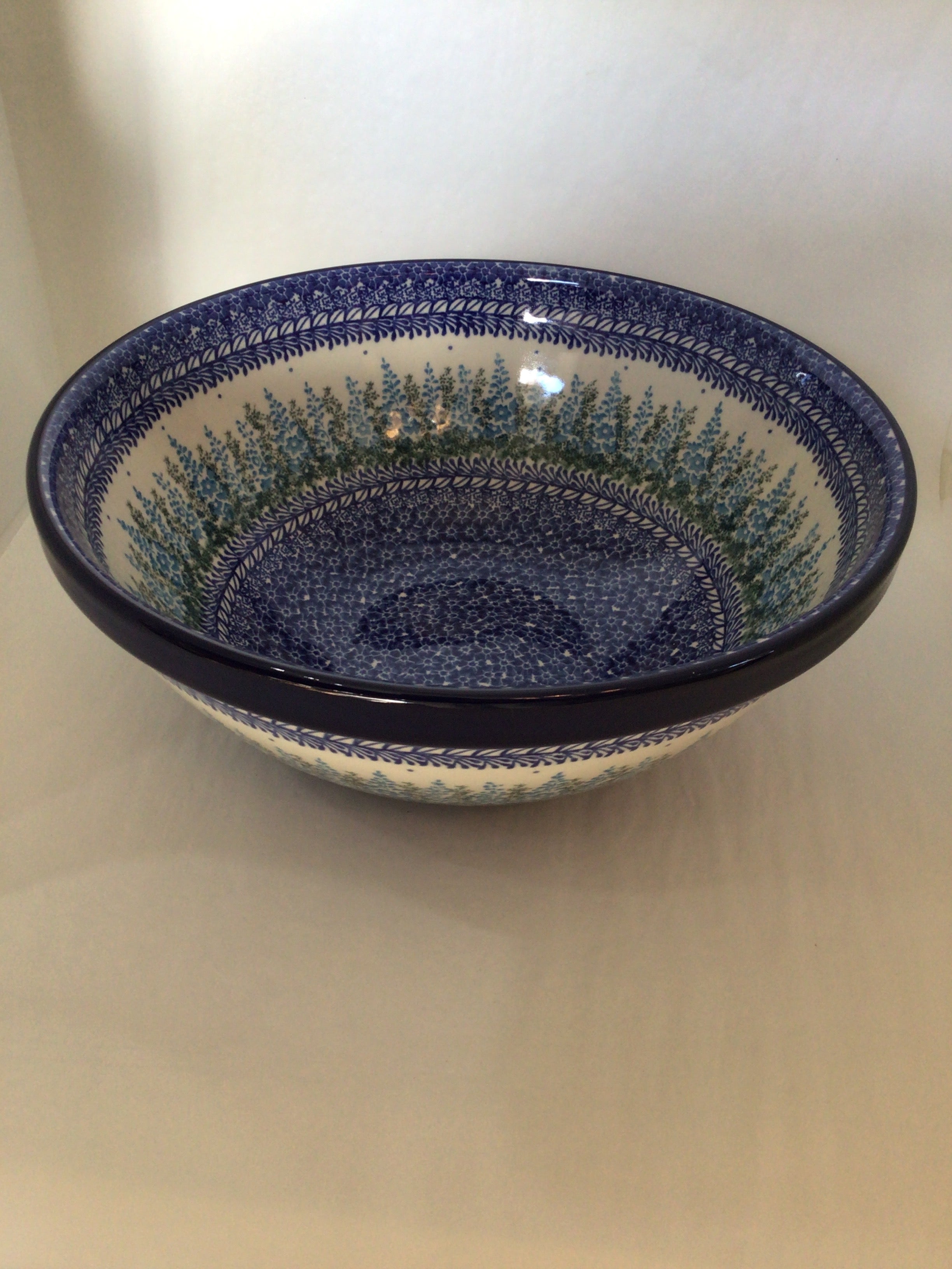 Virginia Blue Bells Nesting Bowl 11"