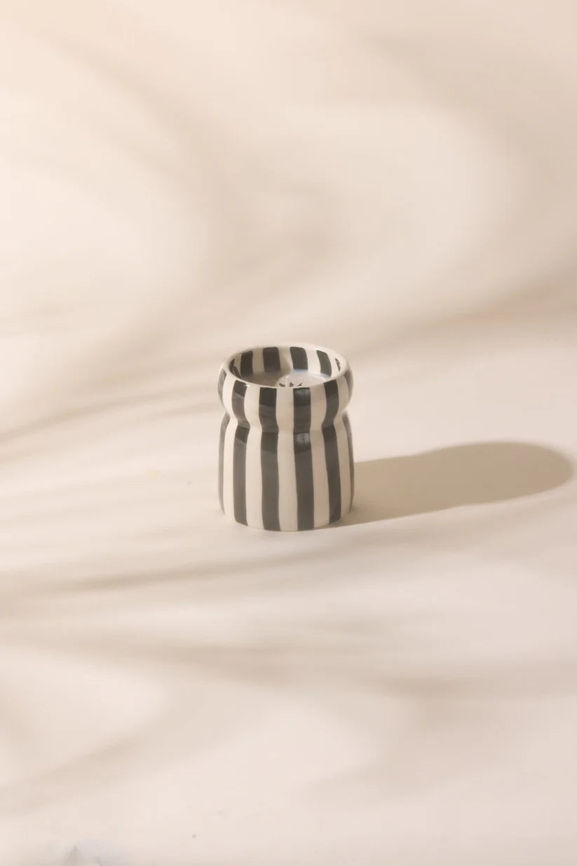 Lava Stone Cabana- Black