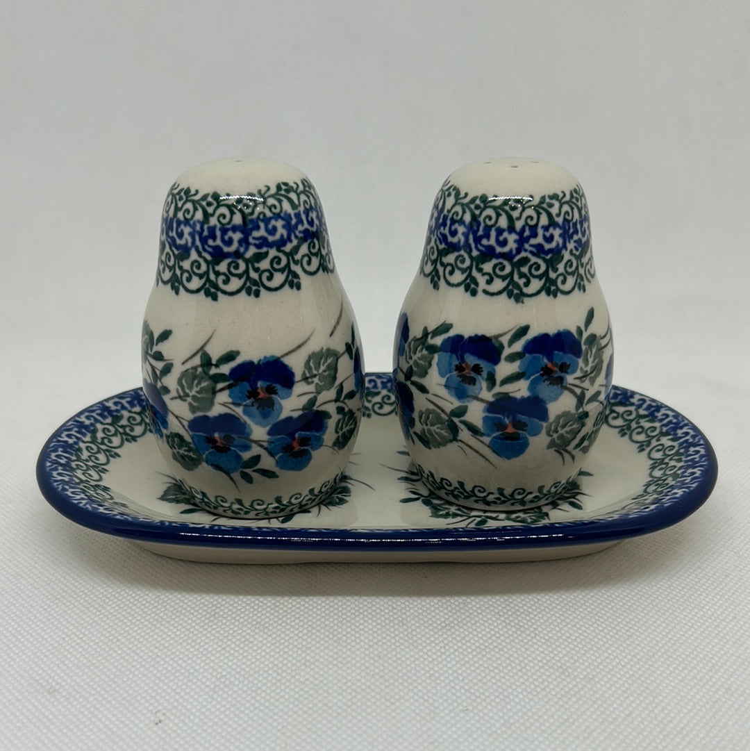 Winter Viola Salt & Pepper w/ Tray