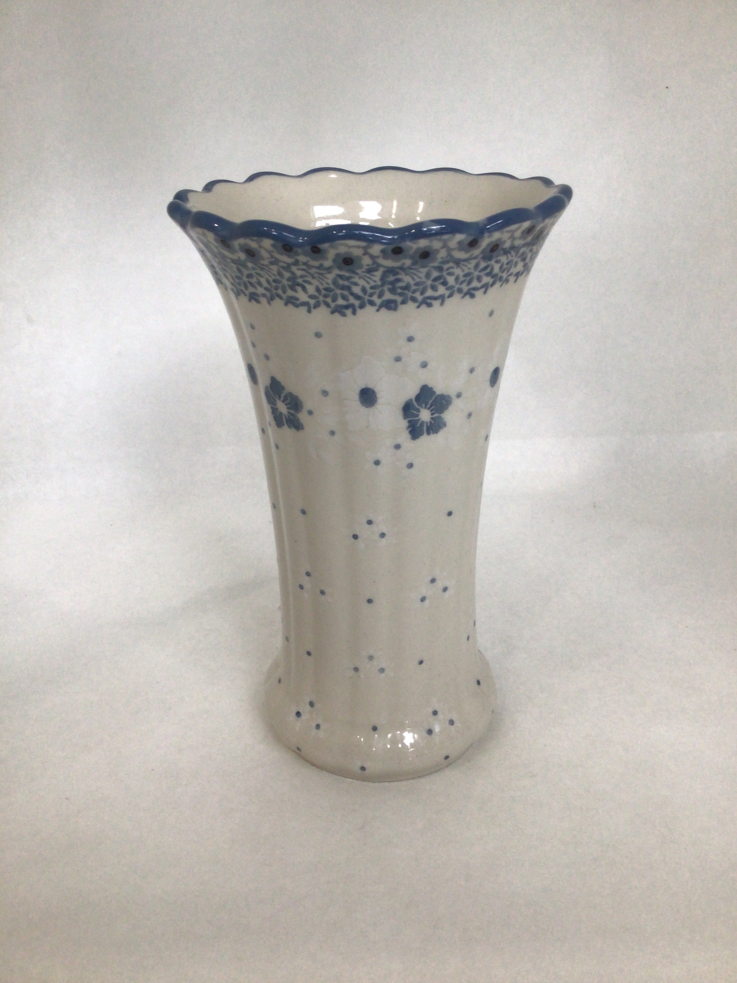 Simple Elegance Fluted Vase 7"