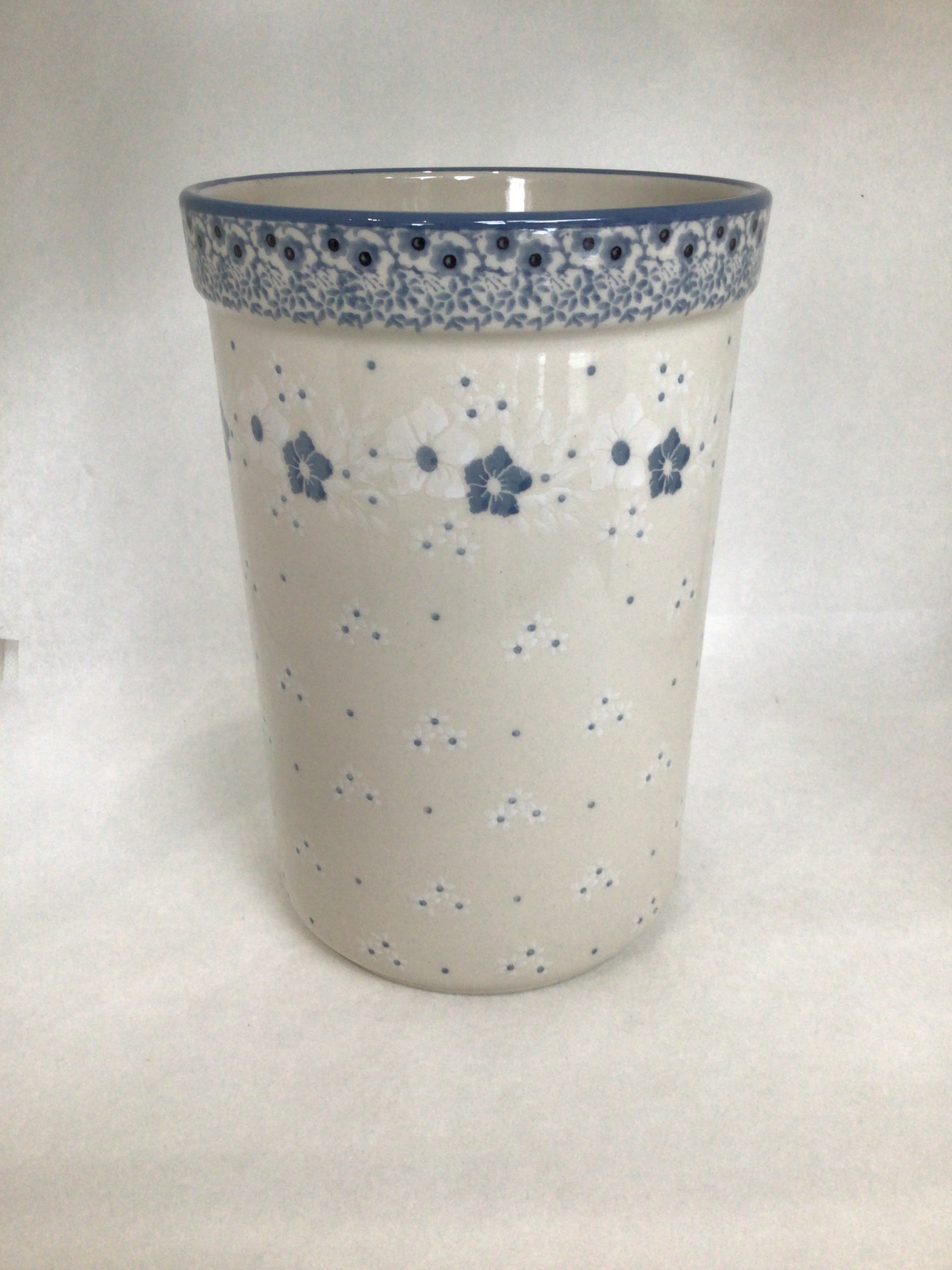 Simple Elegance Utensil Pot 7.75"