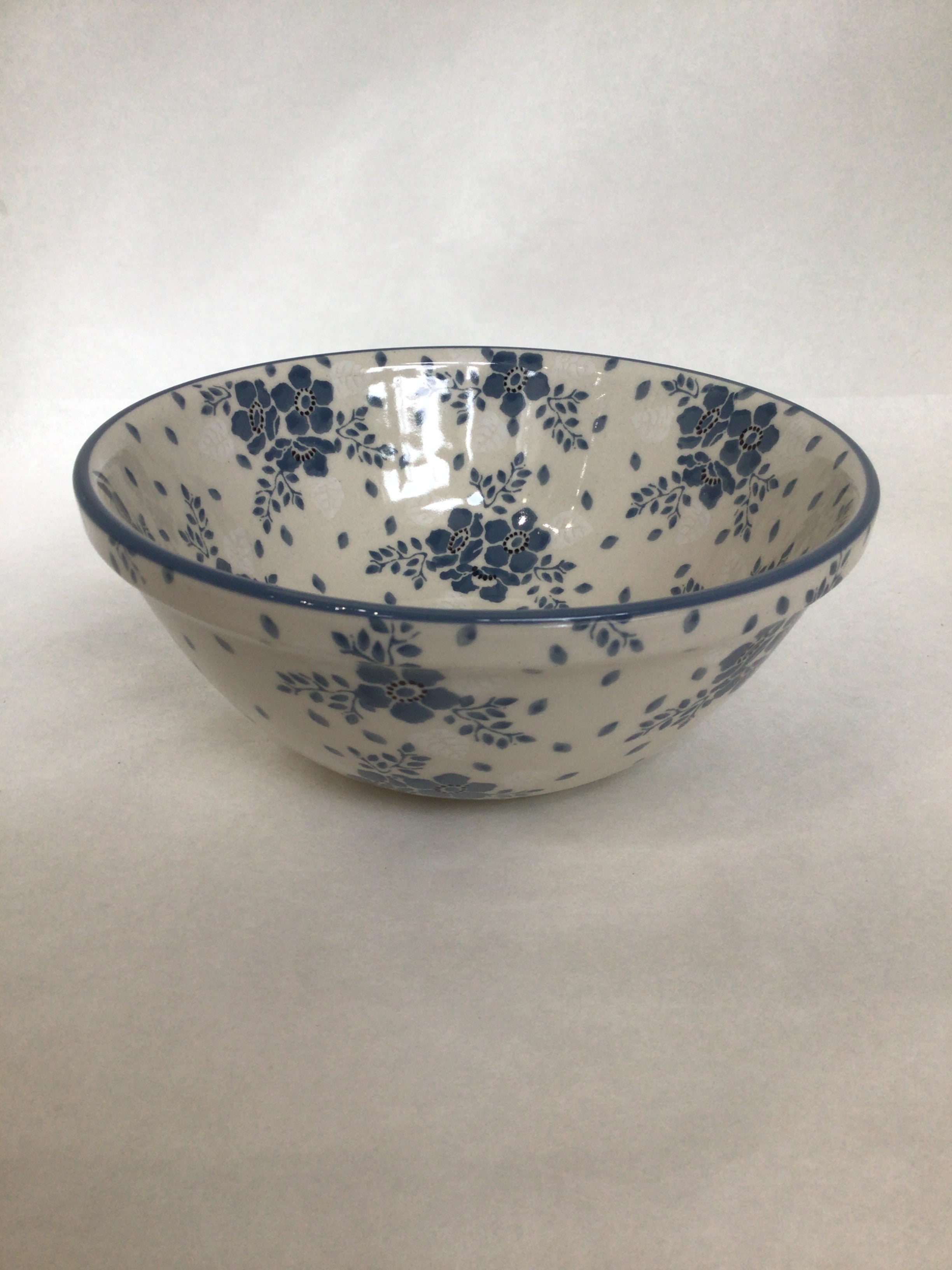 Blue Velvet Nesting Bowl 8"