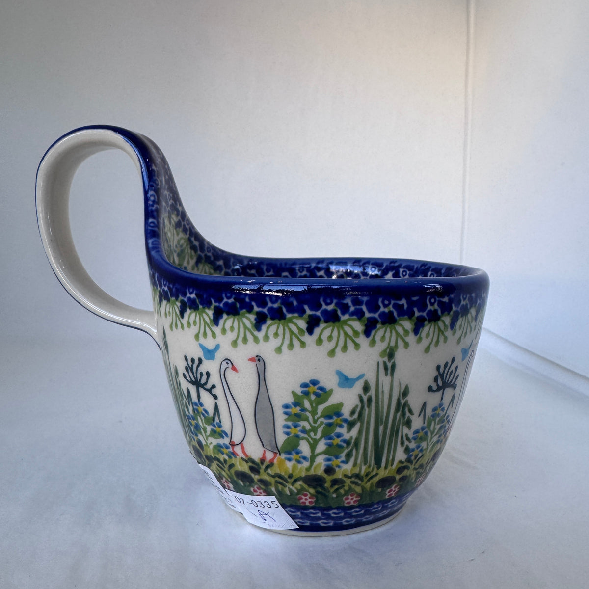 KALICH Roaming Runners Bowl with Loop Handle