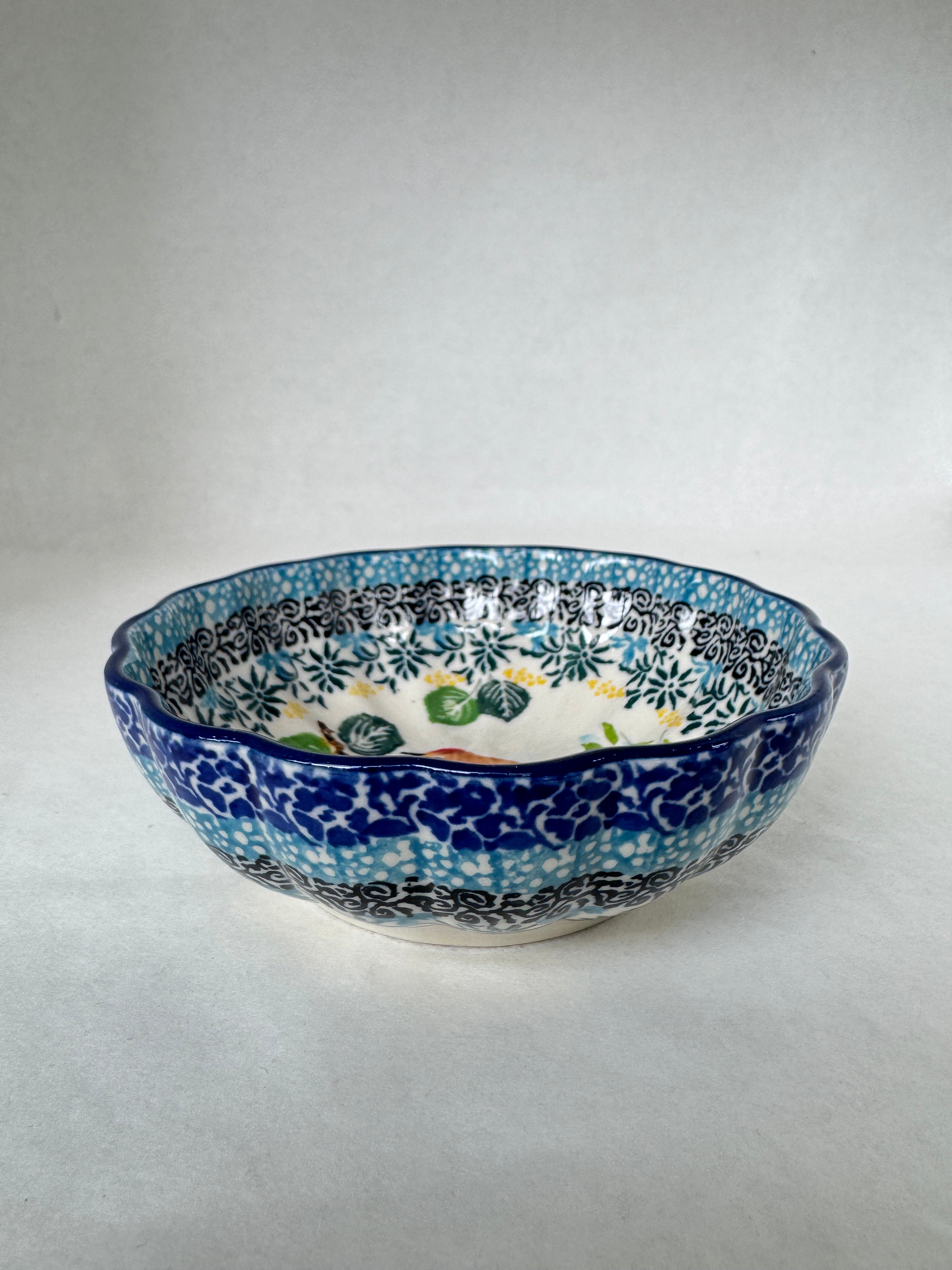 U5098 Scalloped Bowl 4.5"