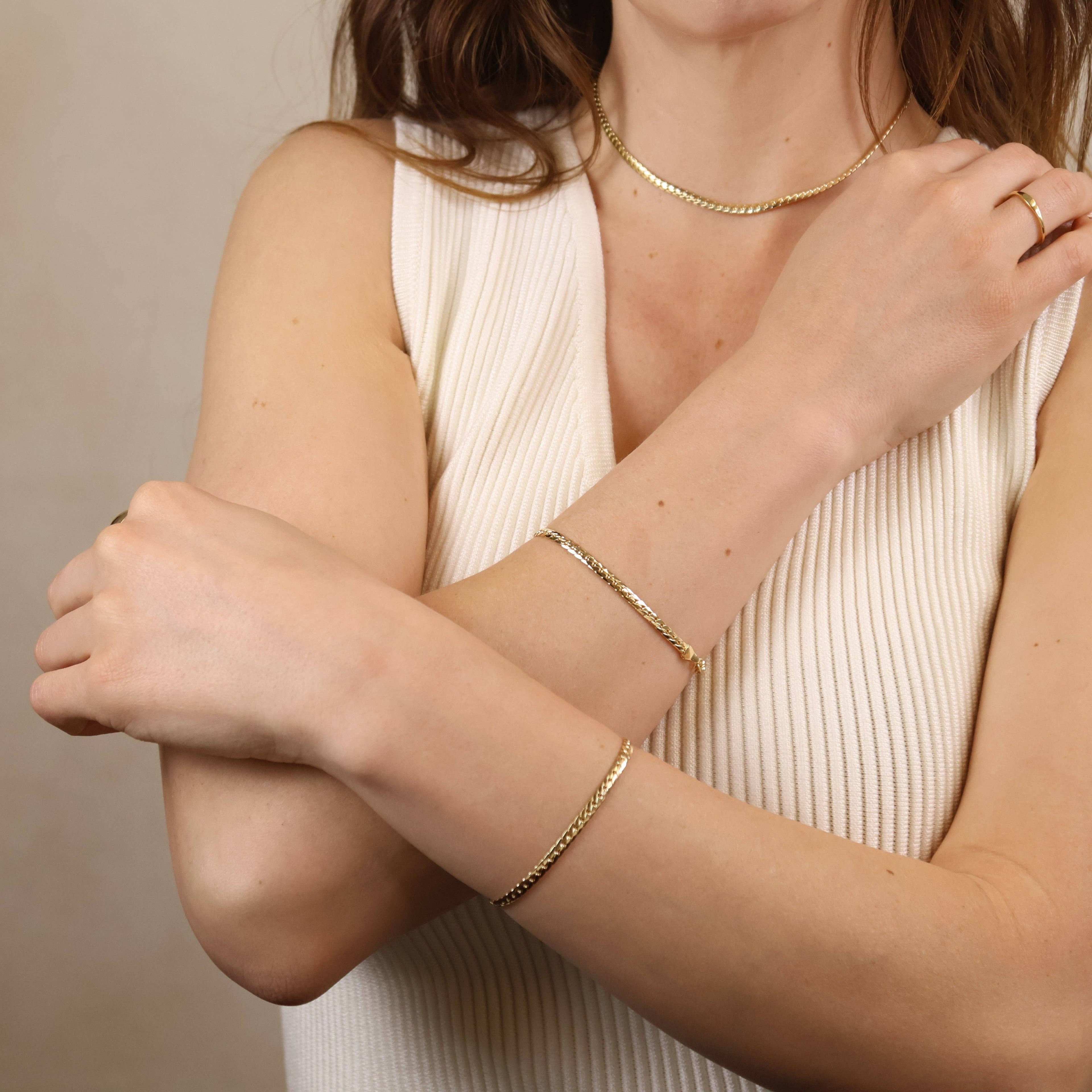 GoldFi - 18K Gold Filled Diamond Cut Herringbone Bracelet
