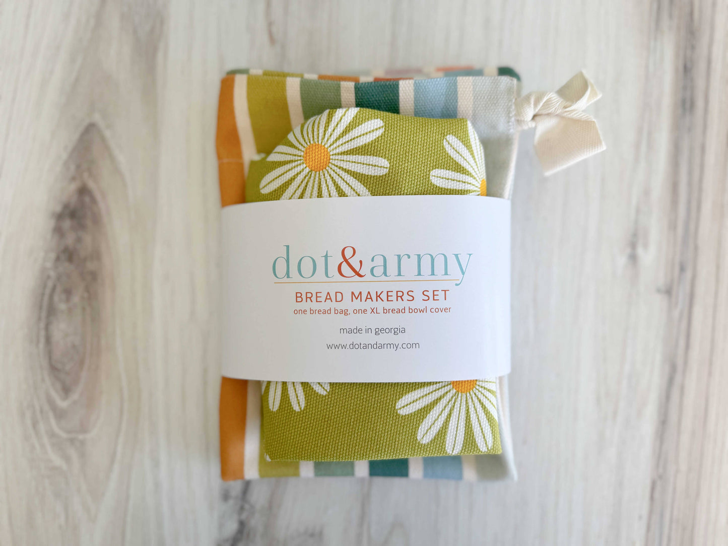 Daisy and Stripe Bread Makers Set