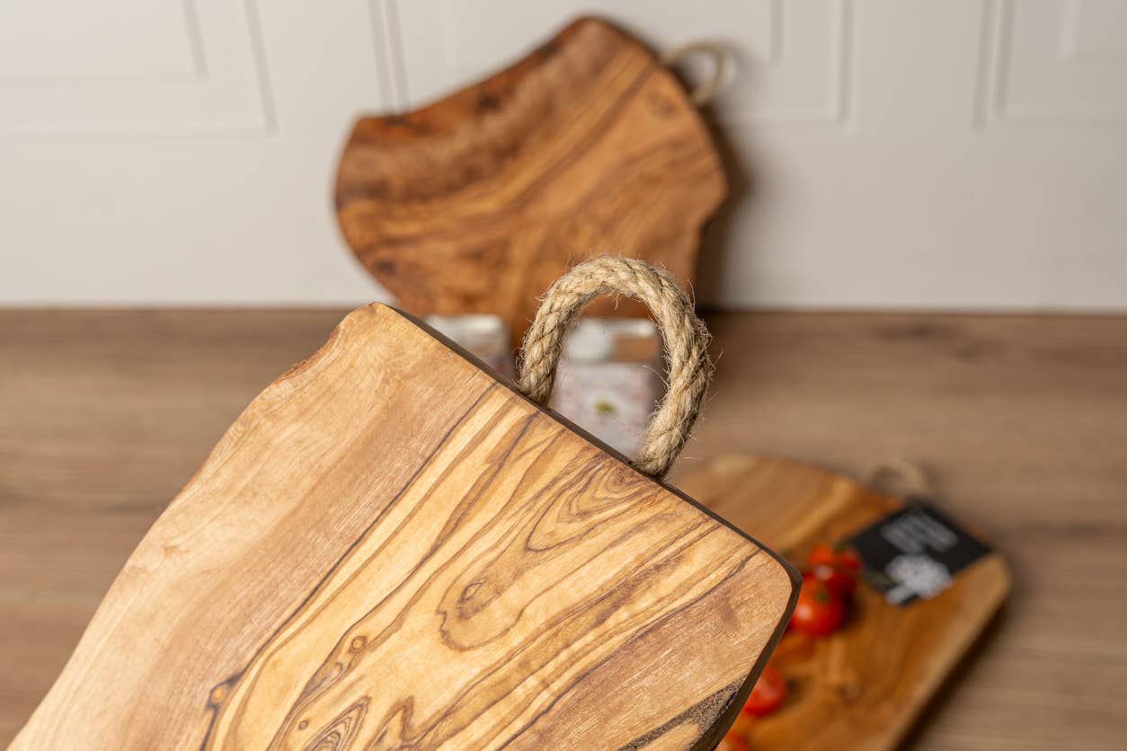 Italian Olivewood Charcuterie and Cheese Board - Rope Handle
