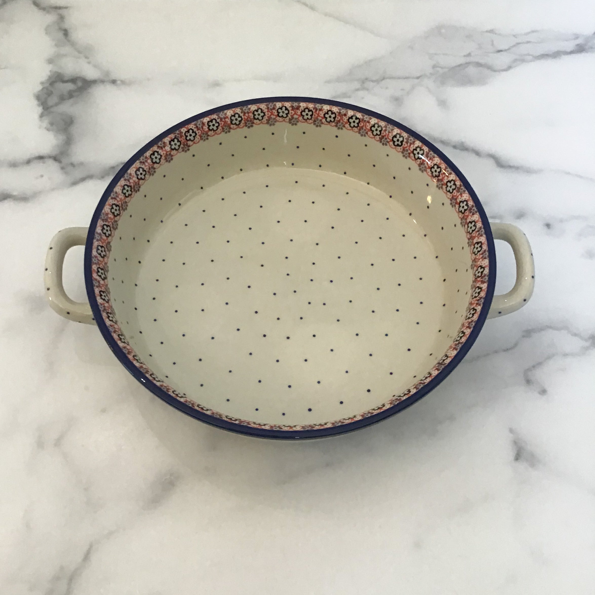 Berry Round Baker w/ Handles 10"