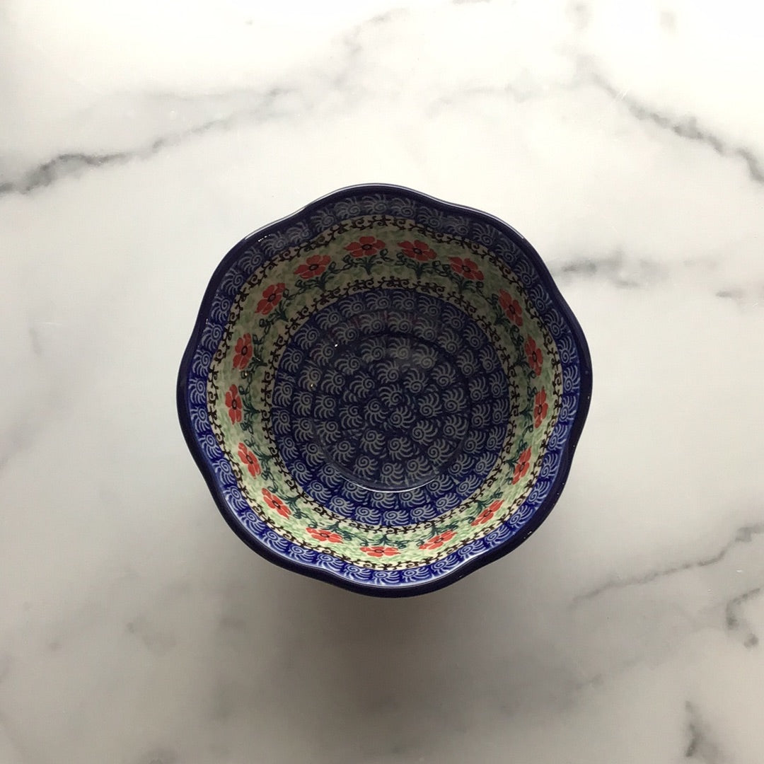 Red Daisies Ruffle Edge Bowl 6"