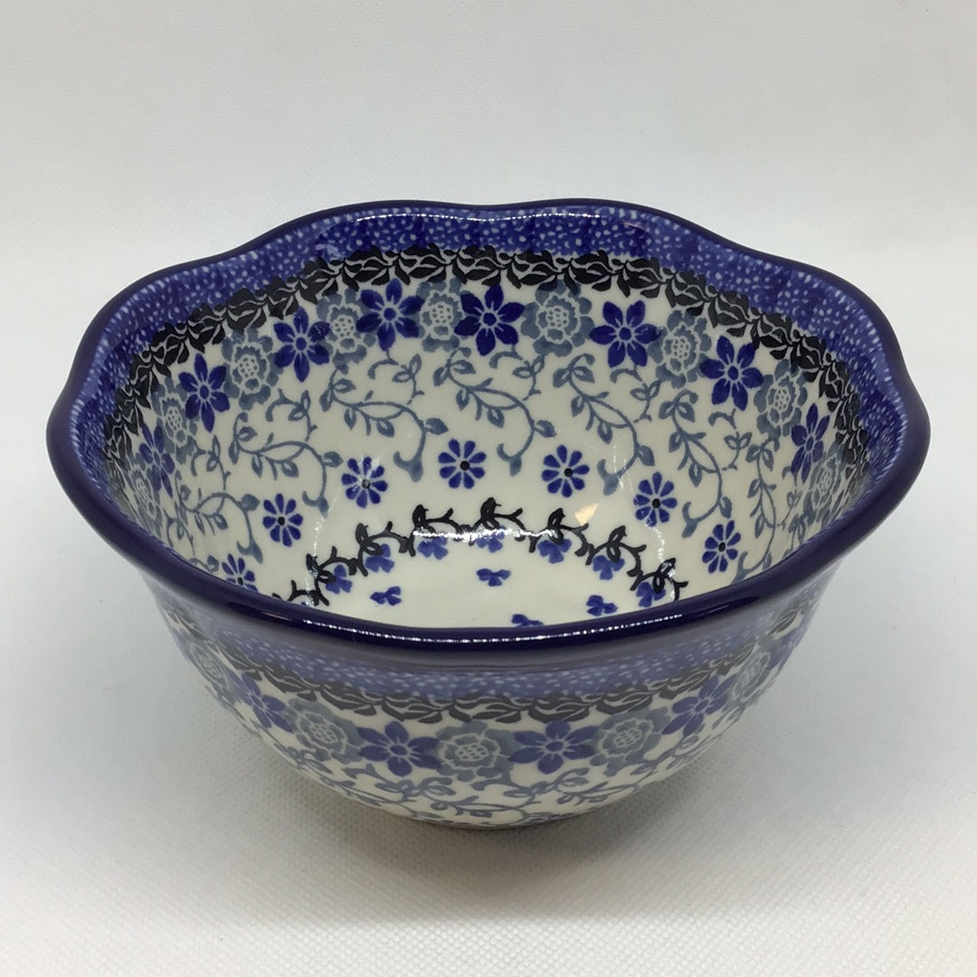 Amazing Lace Ruffle Edge Bowl 6"