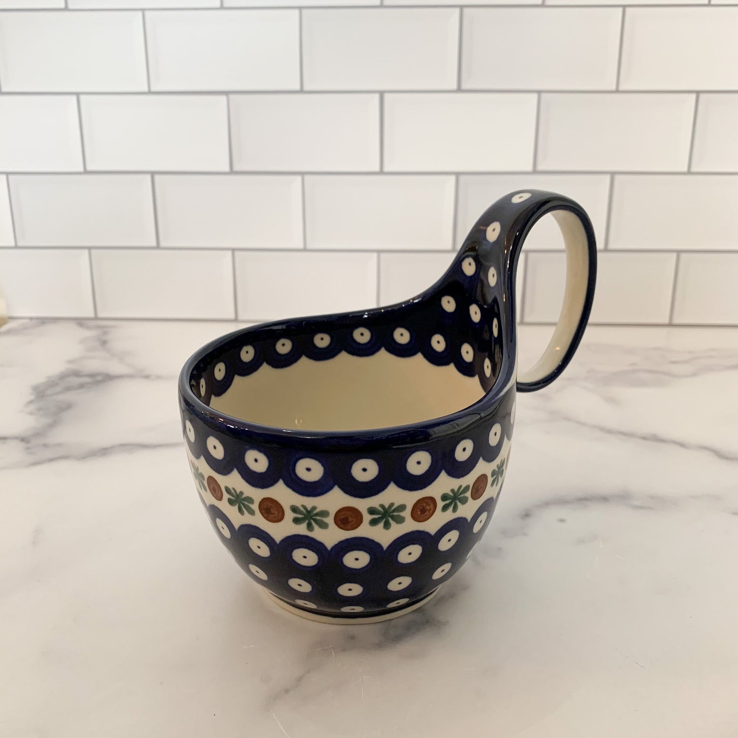 Mosquito Bowl w/Loop Handle