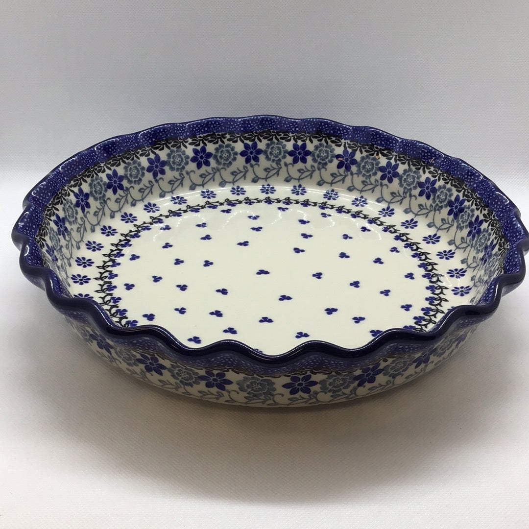 Amazing Lace Fluted Pie Baker
