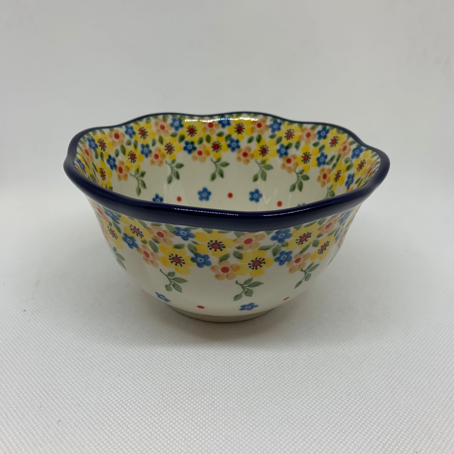 Sunshine Ruffle Edge Bowl 6"