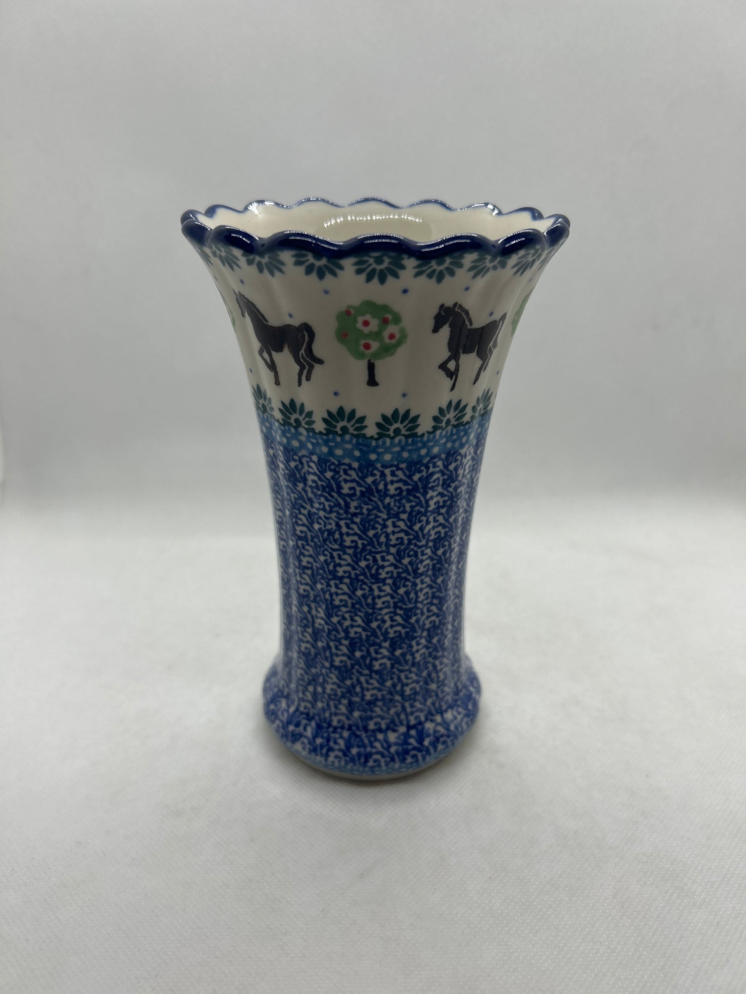 Brown Horse Fluted Vase 7"