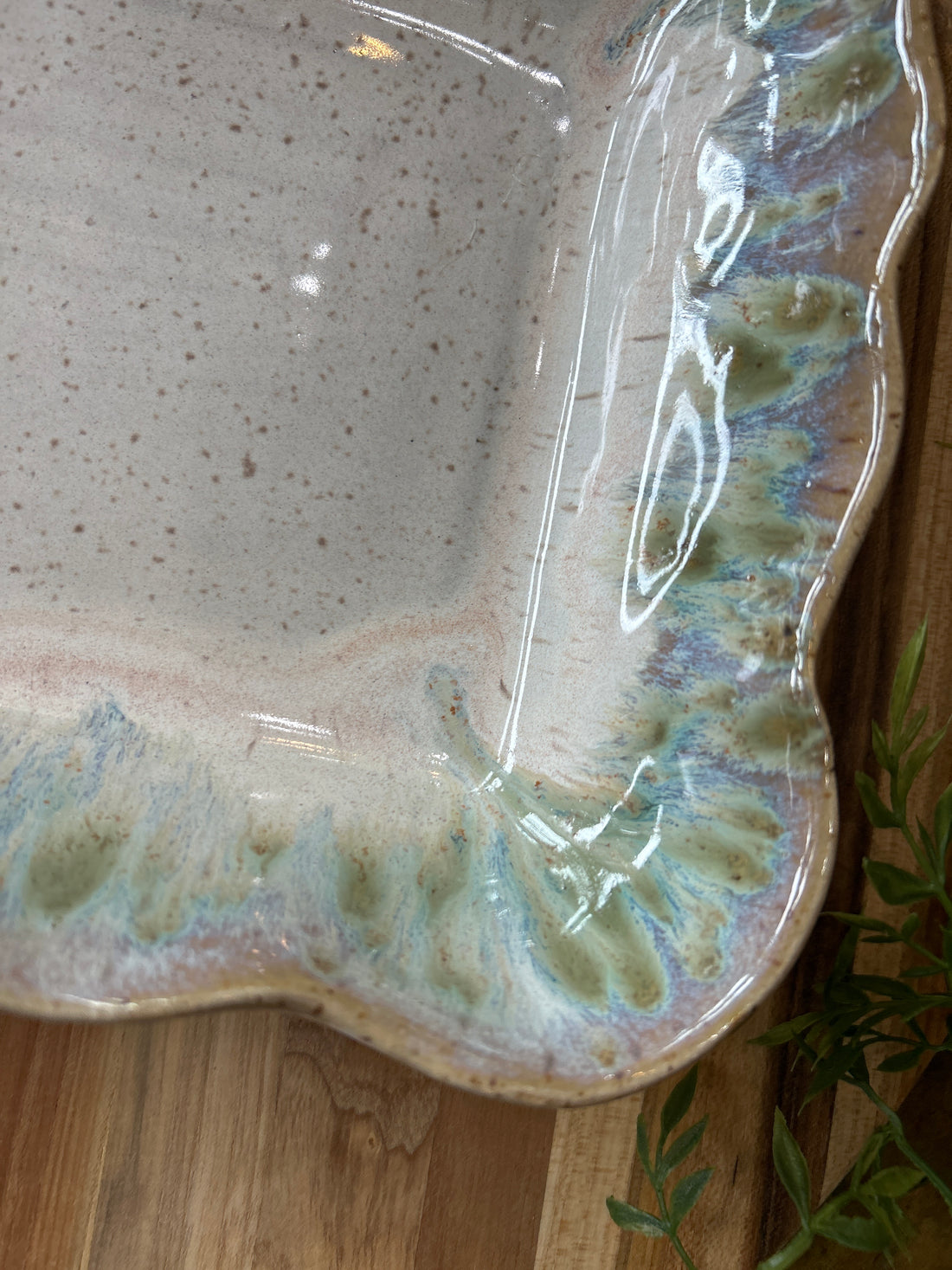 Waved Rectangle Baker-Botanical