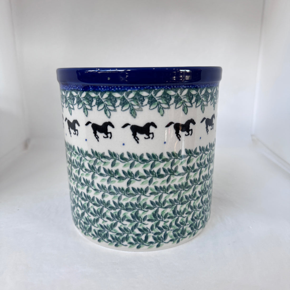 Black Beauty Utensil Holder 5.5"