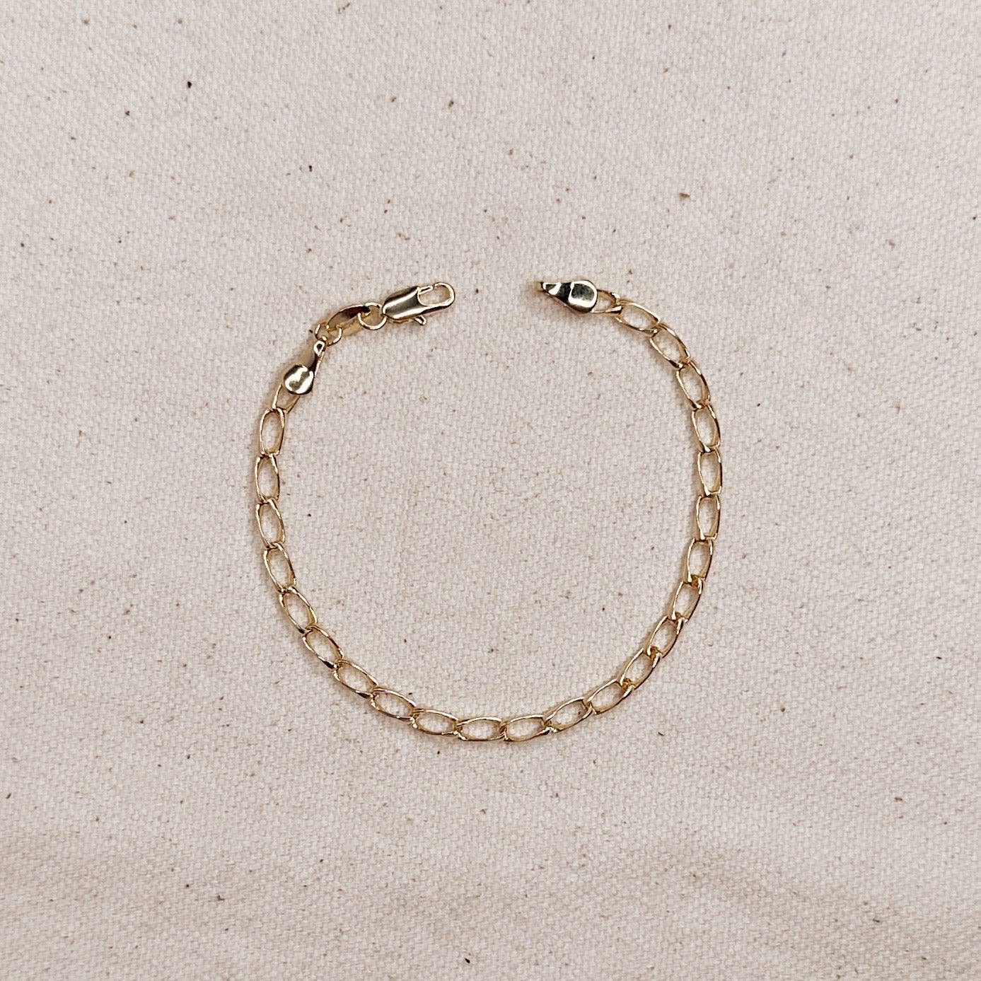GoldFi - 18k Gold Filled Slight Twist Link Bracelet