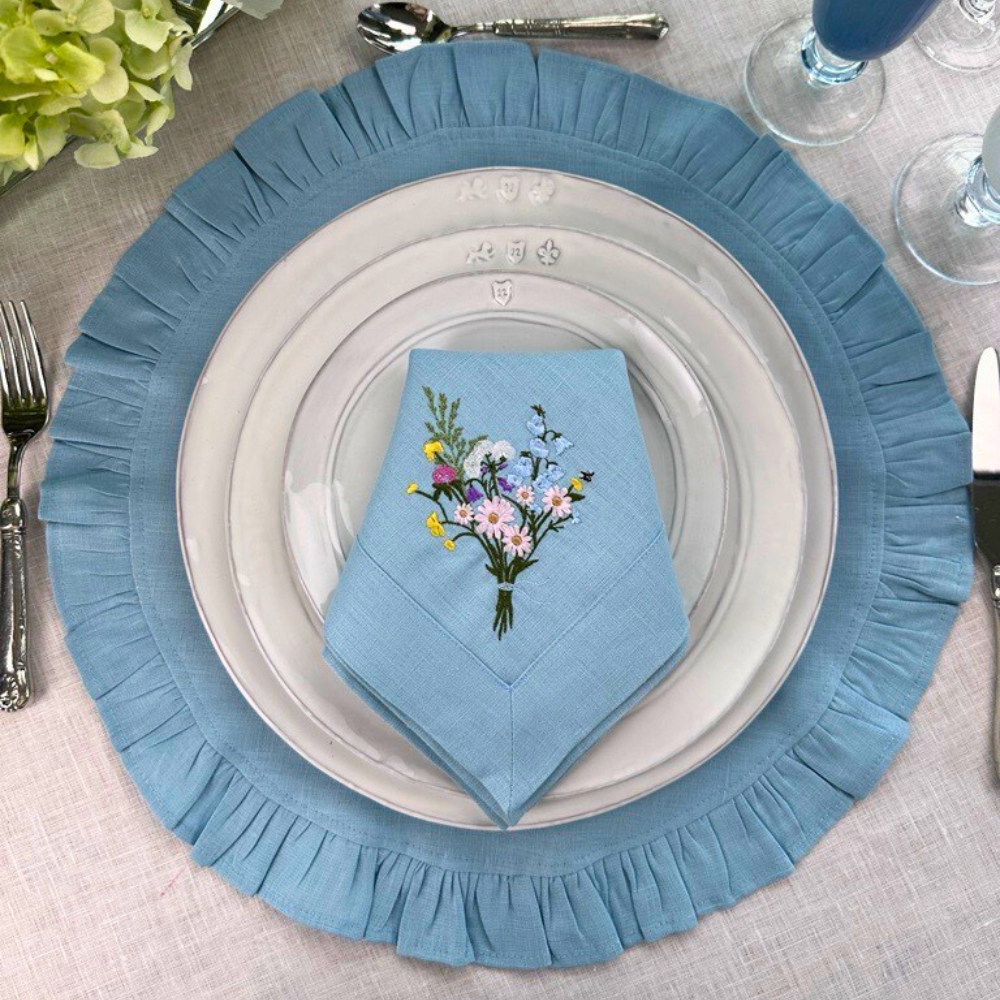 Arte Italica &amp; Crown Linen Designs - Round Ruffle Linen Placemats