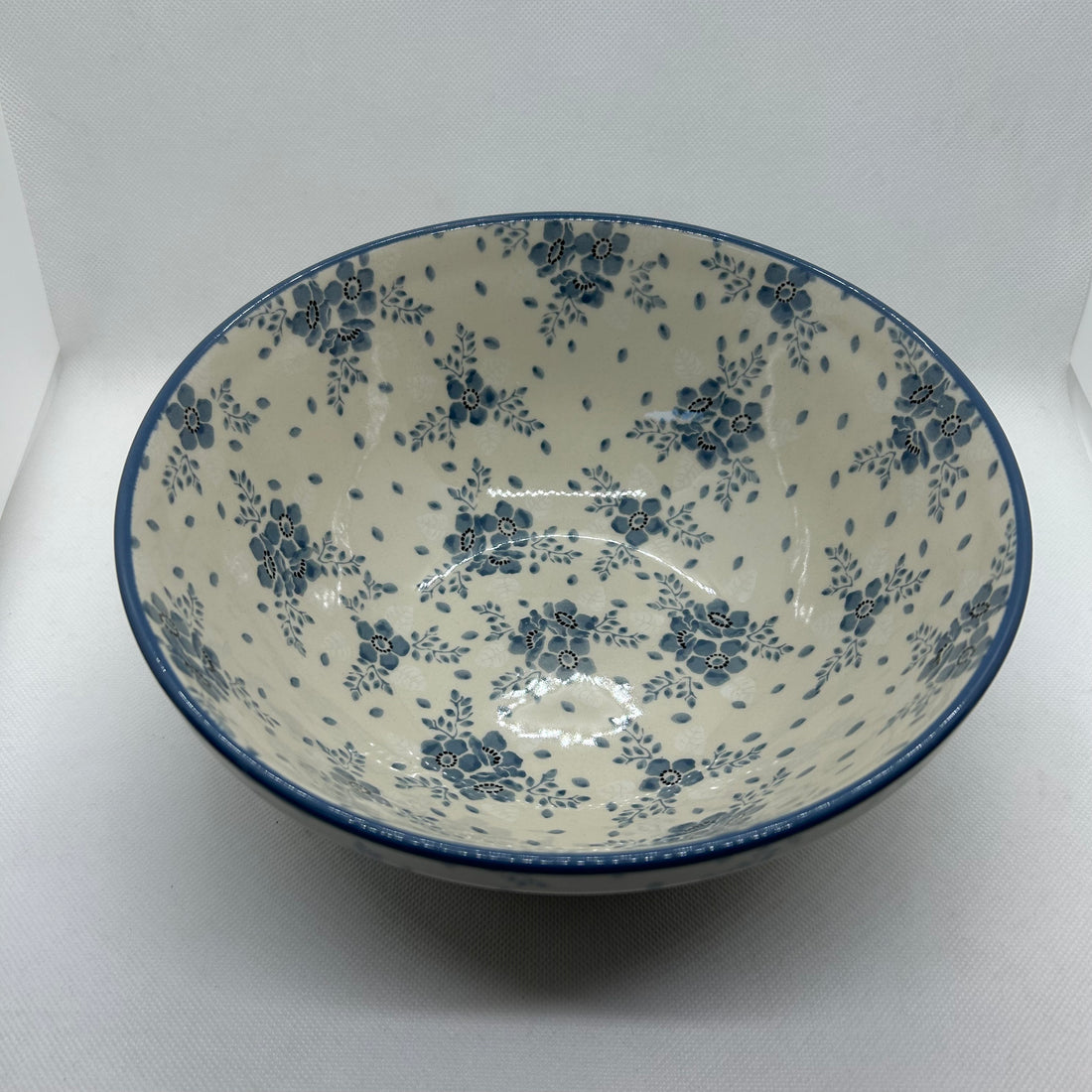 Blue Velvet Nesting Bowl 9&quot;