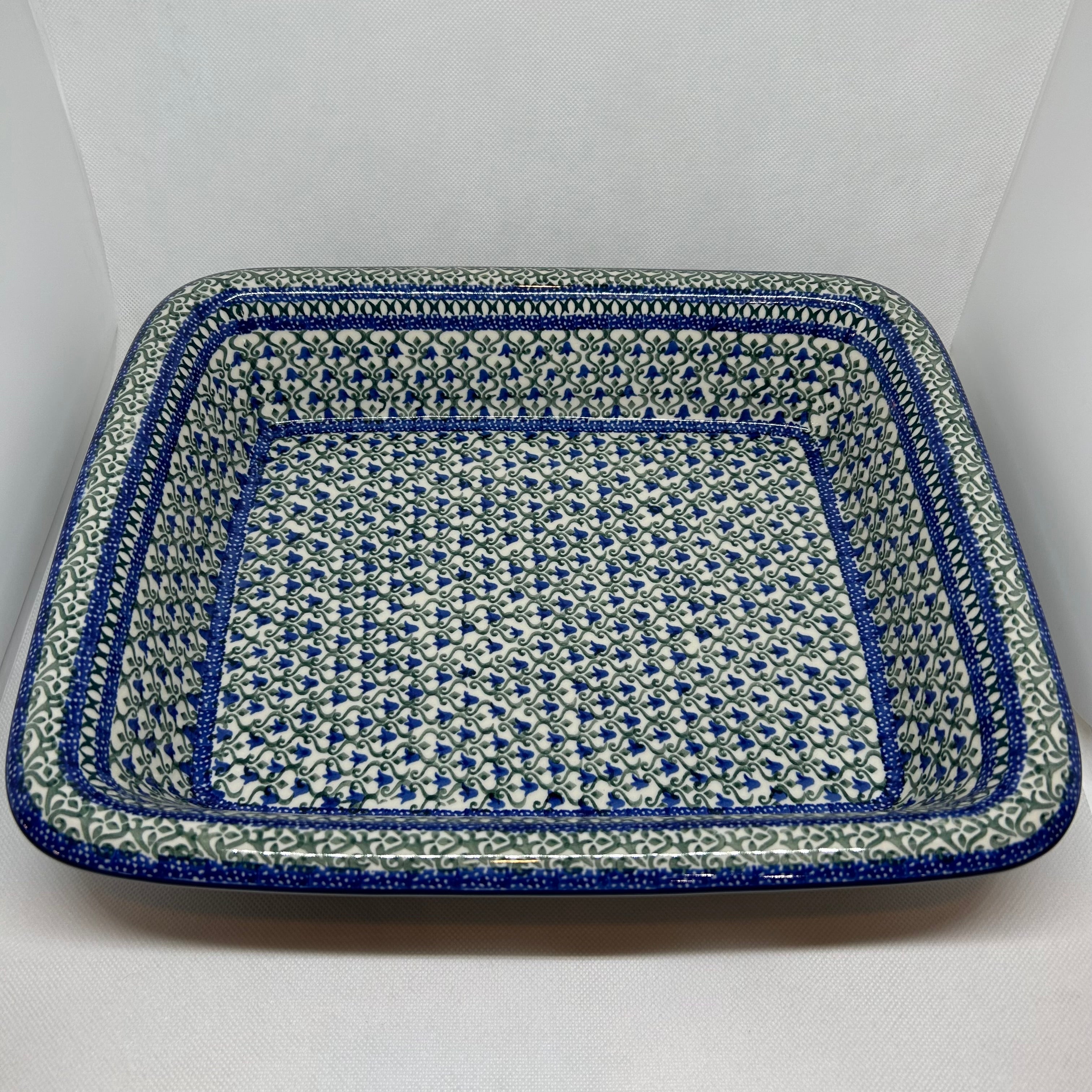 Tulip Trellis Lasagna Baker