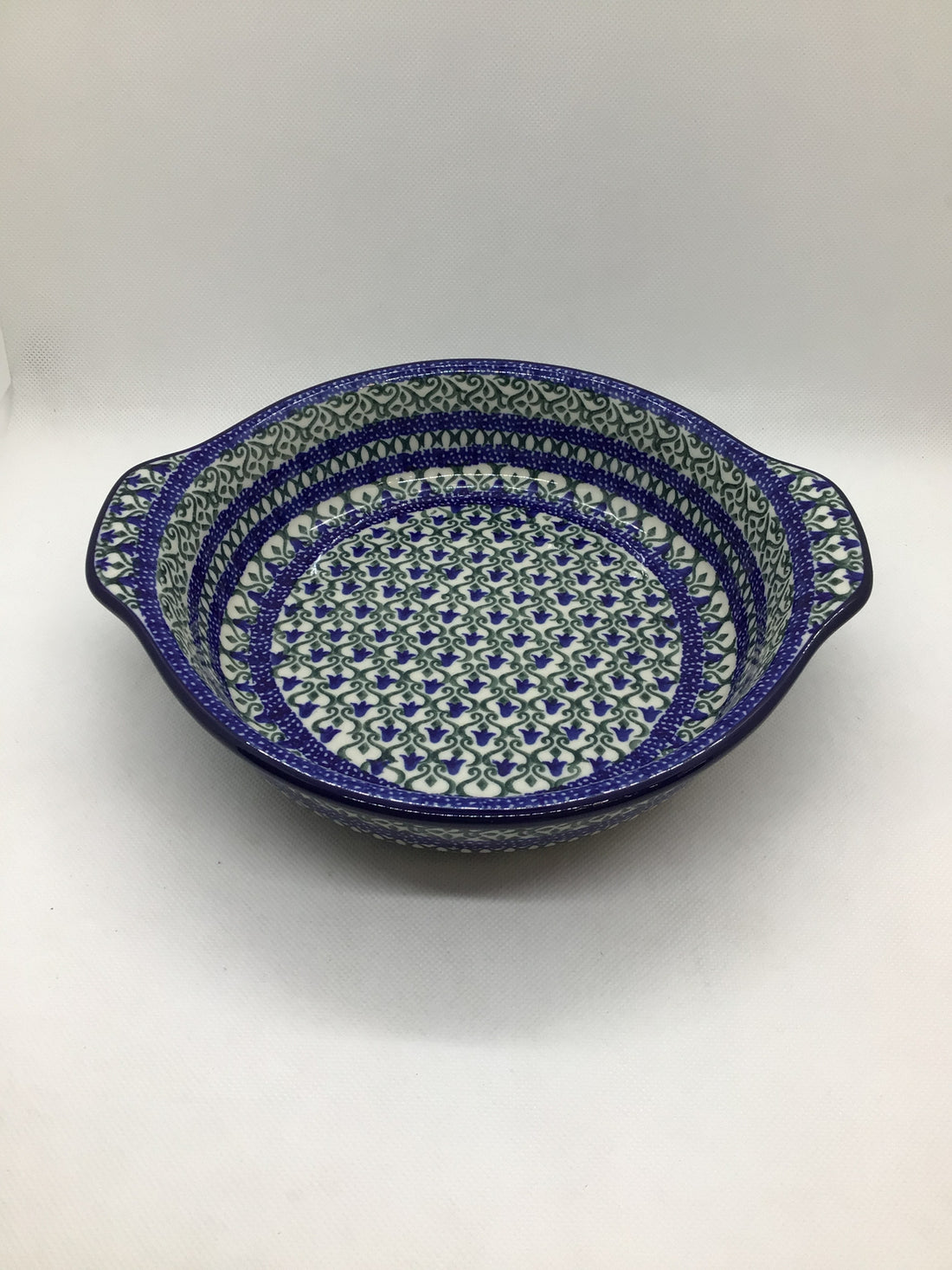 Tulip Trellis Round Baker w/Grips 8&quot;