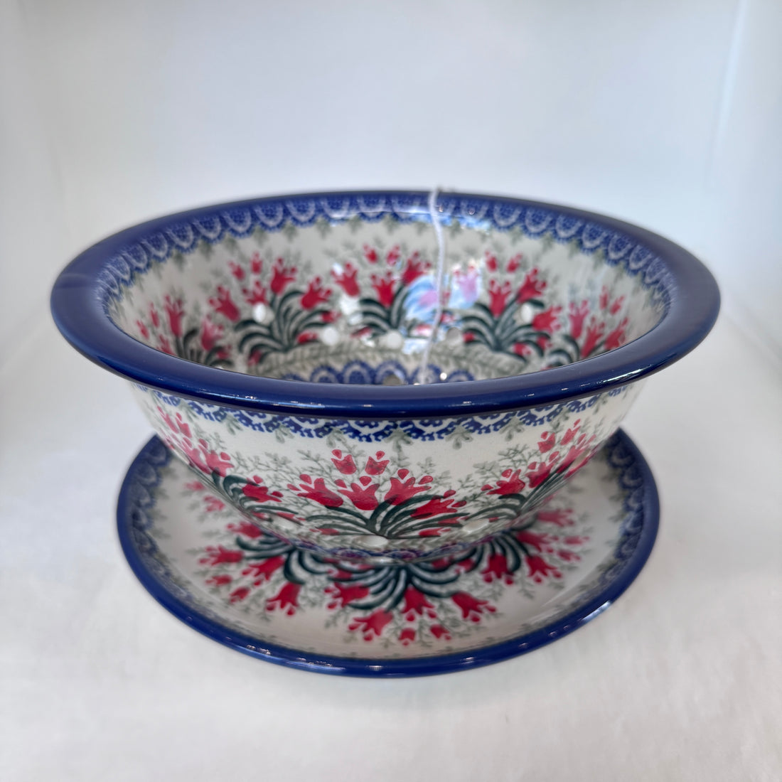 Crimson Bell Berry Bowl w/Saucer