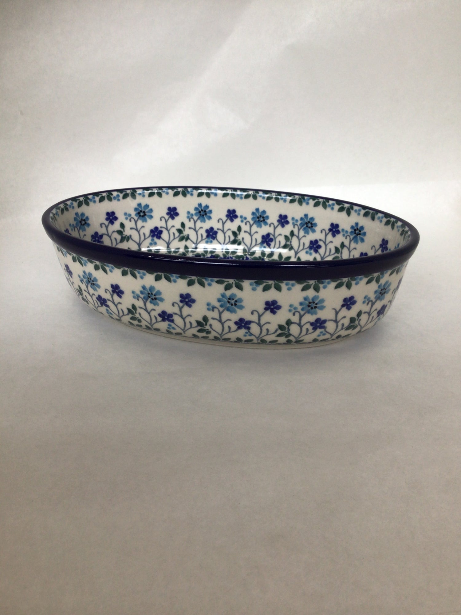 Georgia Blue Oval Baker 8"