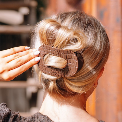 TELETIES - Brown Crocodile Large Flat Round Hair Clip