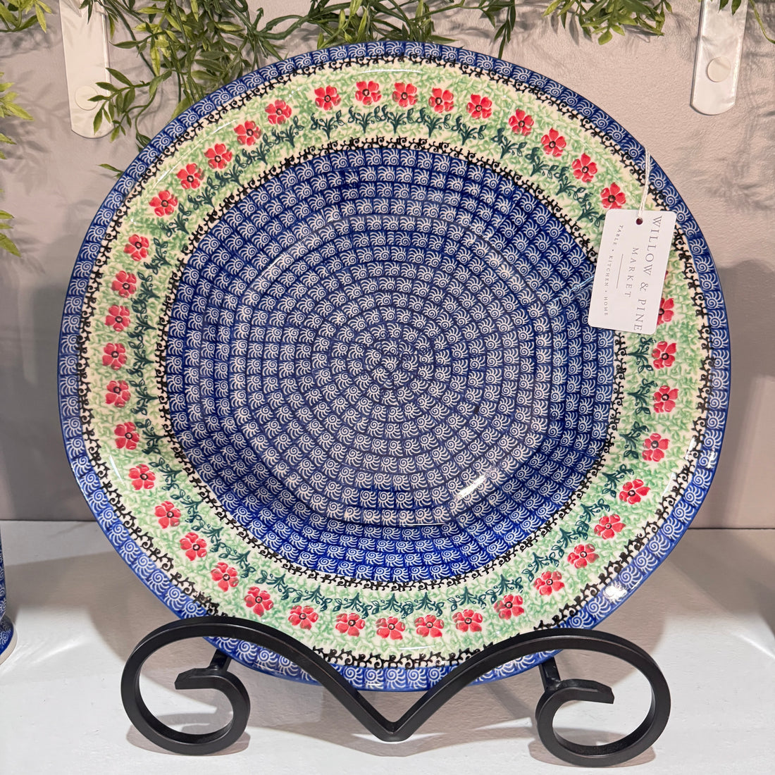 Red Daisies Large Faceted Bowl