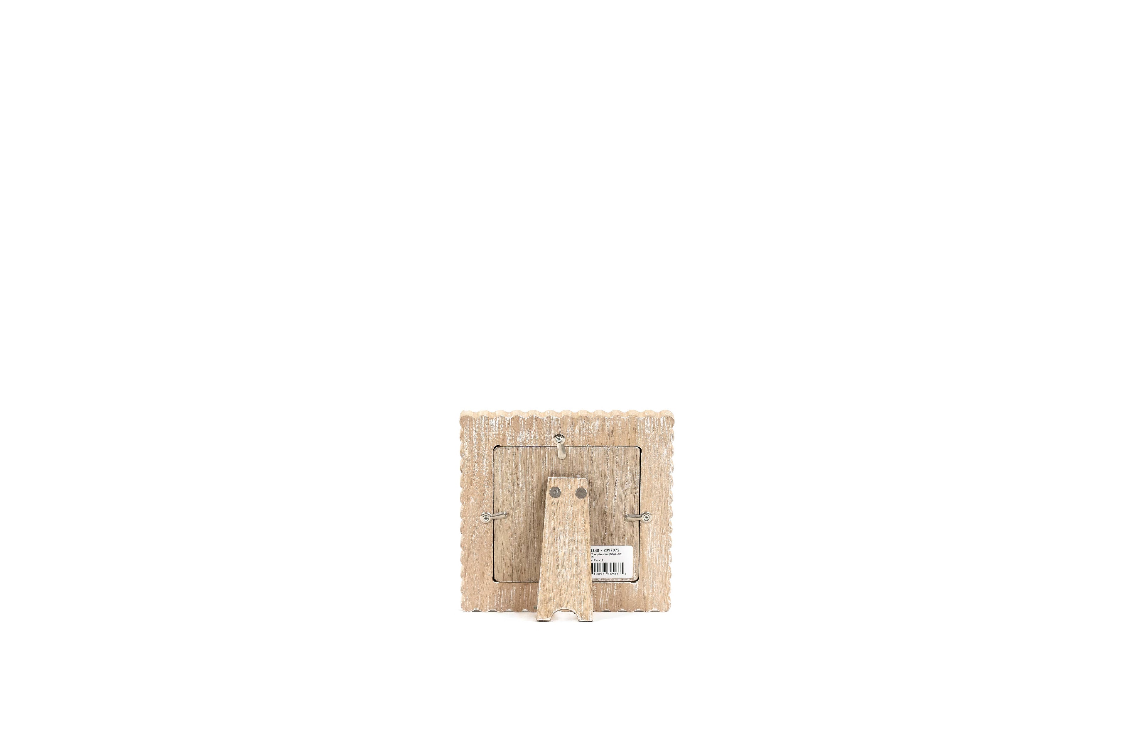 Adams &amp; Co. Wood Photo Frame Scallop 4x4