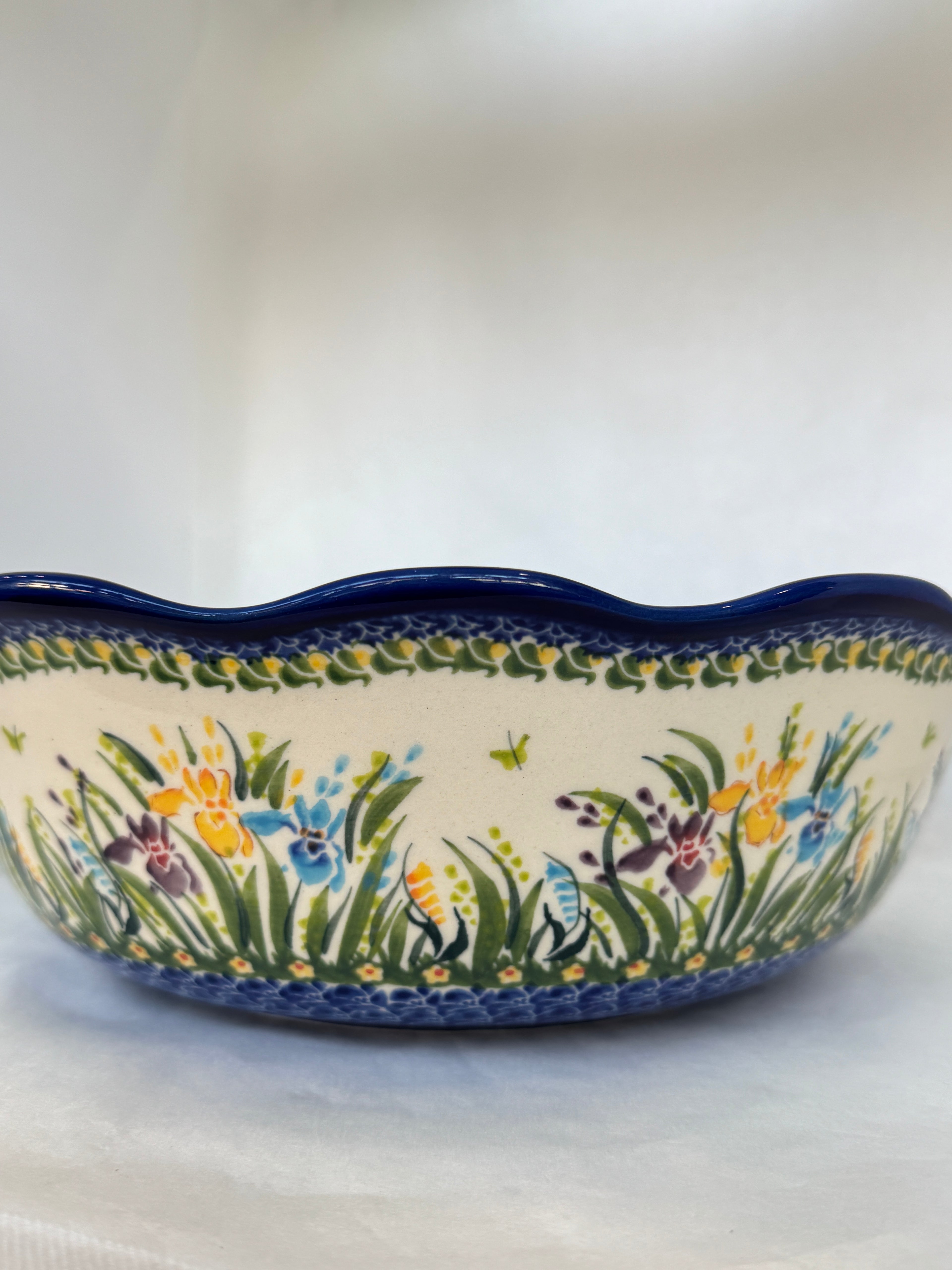 KALICH Electric Iris Scalloped Edge Bowl
